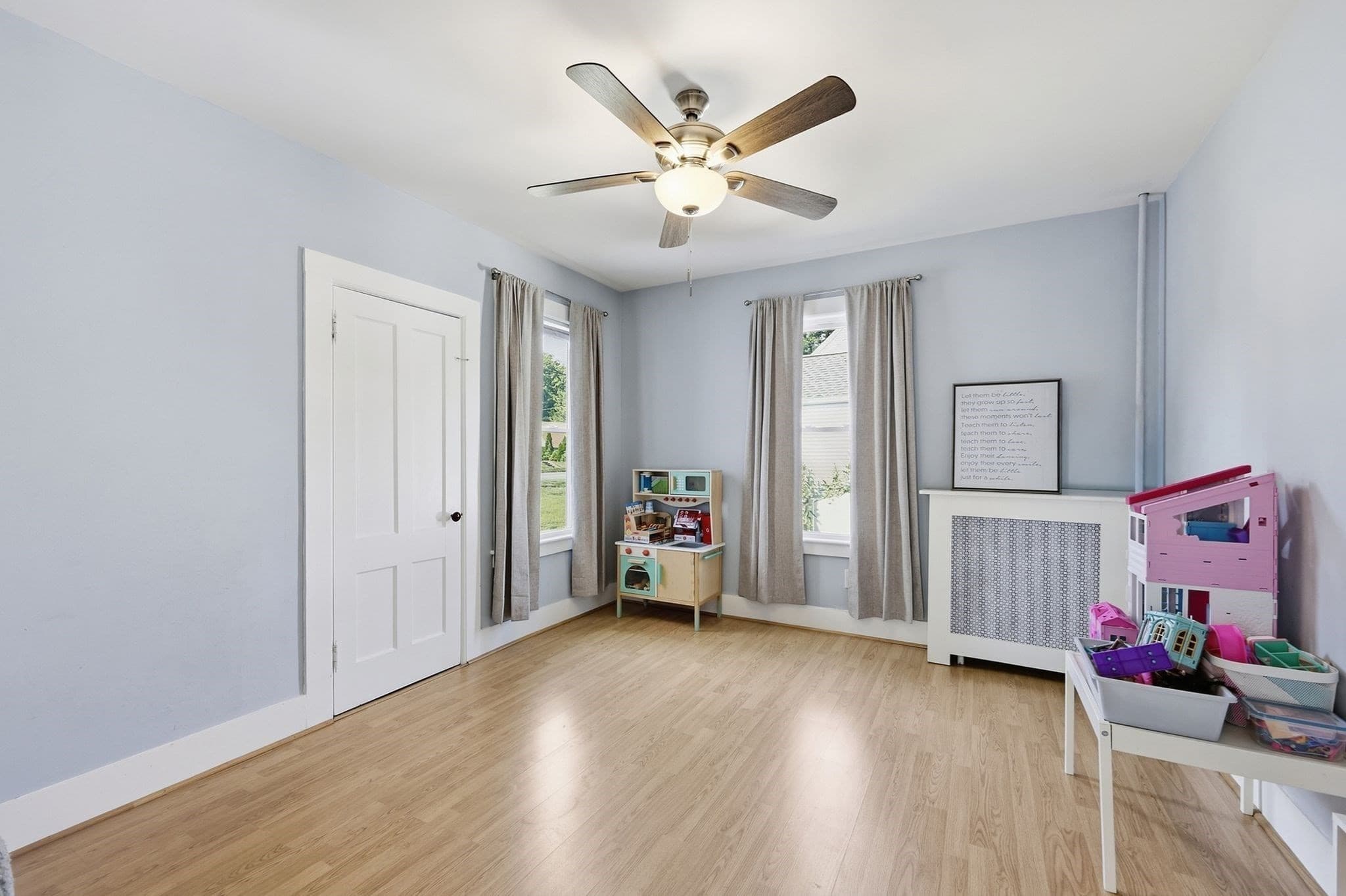 Single Family Residence at 91 N Main St, East Longmeadow MA 01028, East Longmeadow, photo 15 of 40