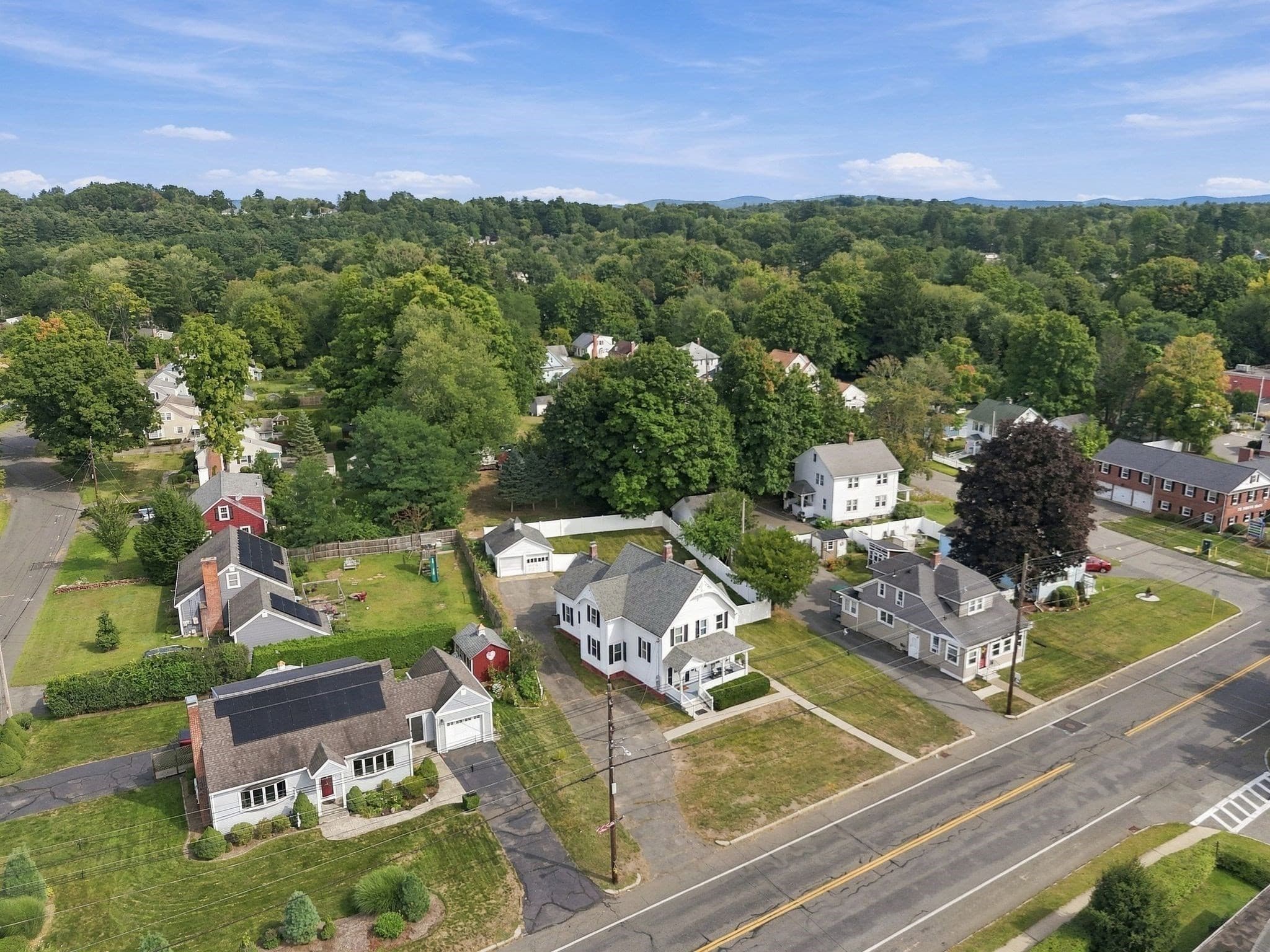 Single Family Residence at 91 N Main St, East Longmeadow MA 01028, East Longmeadow, photo 31 of 40