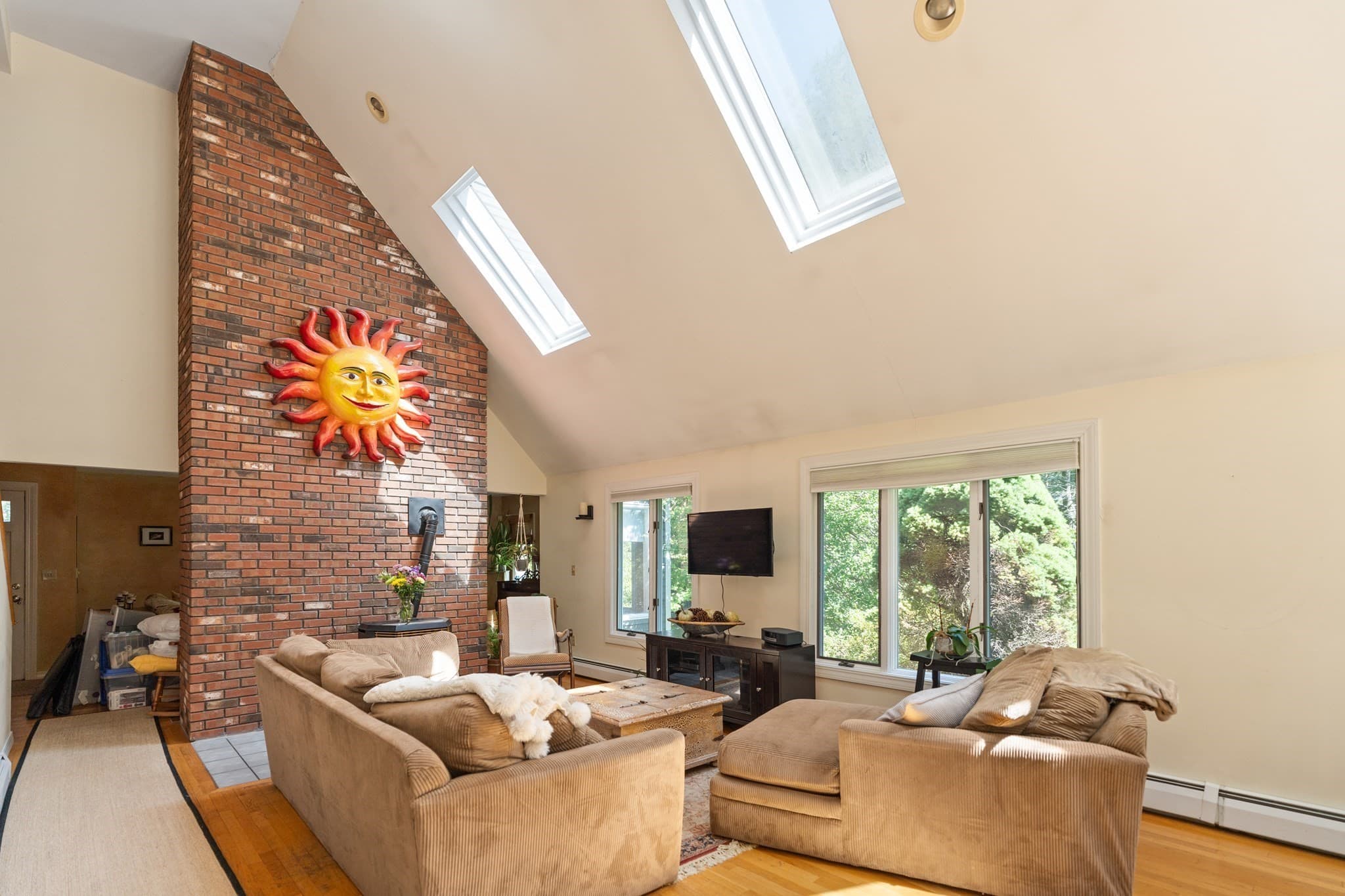 Single Family Residence at 39 Stuart Rd, Rochester MA 02770, Rochester, photo 14 of 32