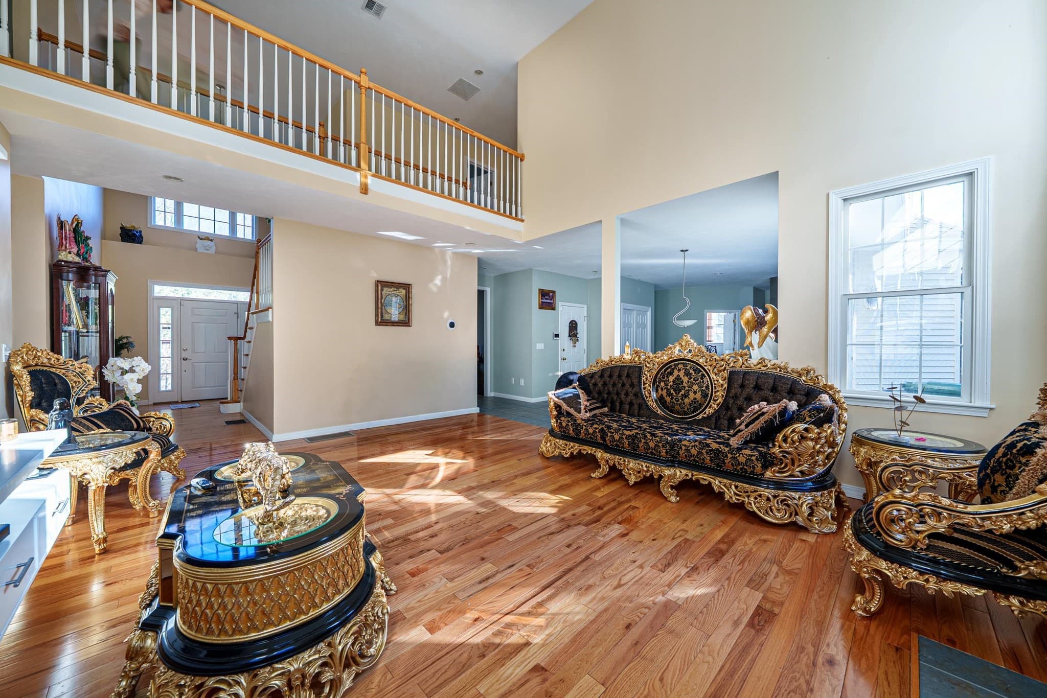 Single Family Residence at 300 Crownshield Avenue, Uxbridge MA 01569, Uxbridge, photo 7 of 25