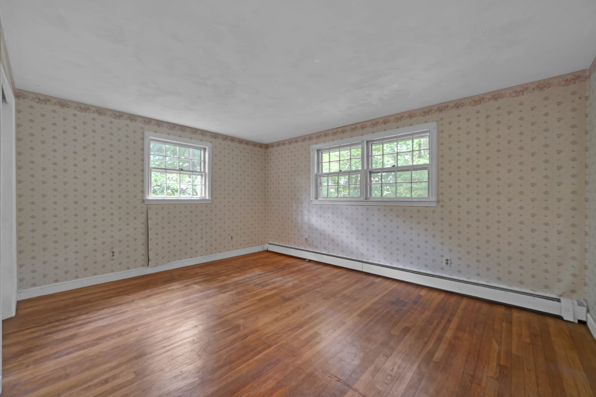 Single Family Residence at 21 Wells Park Rd, Sturbridge MA 01566, Sturbridge, photo 13 of 38