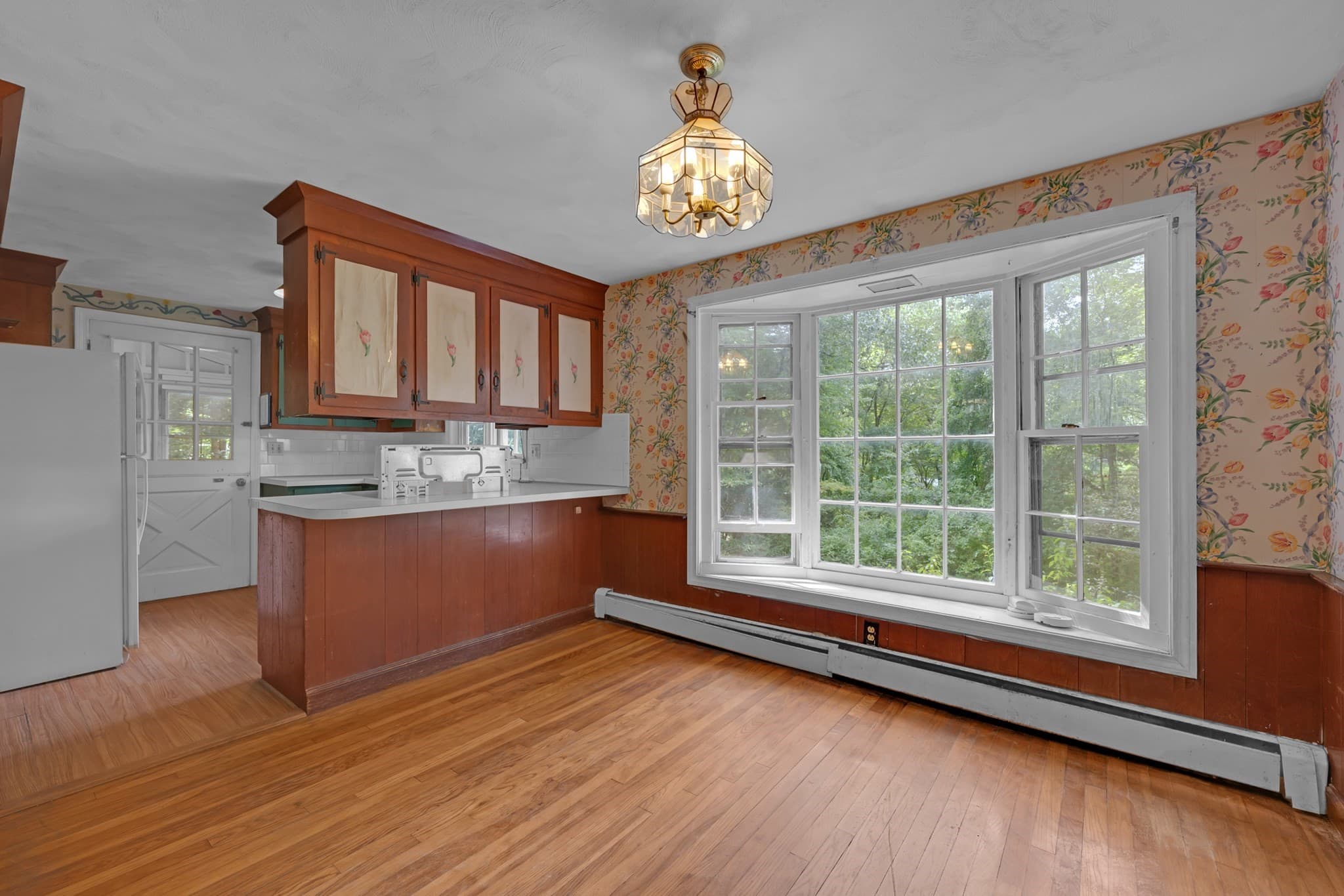 Single Family Residence at 21 Wells Park Rd, Sturbridge MA 01566, Sturbridge, photo 5 of 38