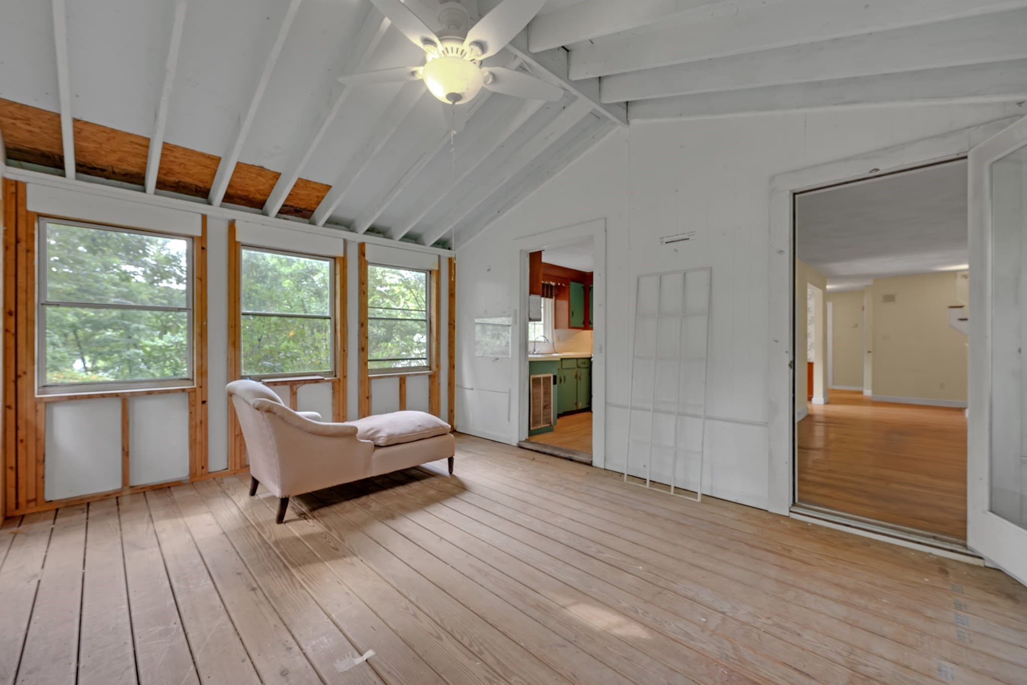 Single Family Residence at 21 Wells Park Rd, Sturbridge MA 01566, Sturbridge, photo 11 of 38
