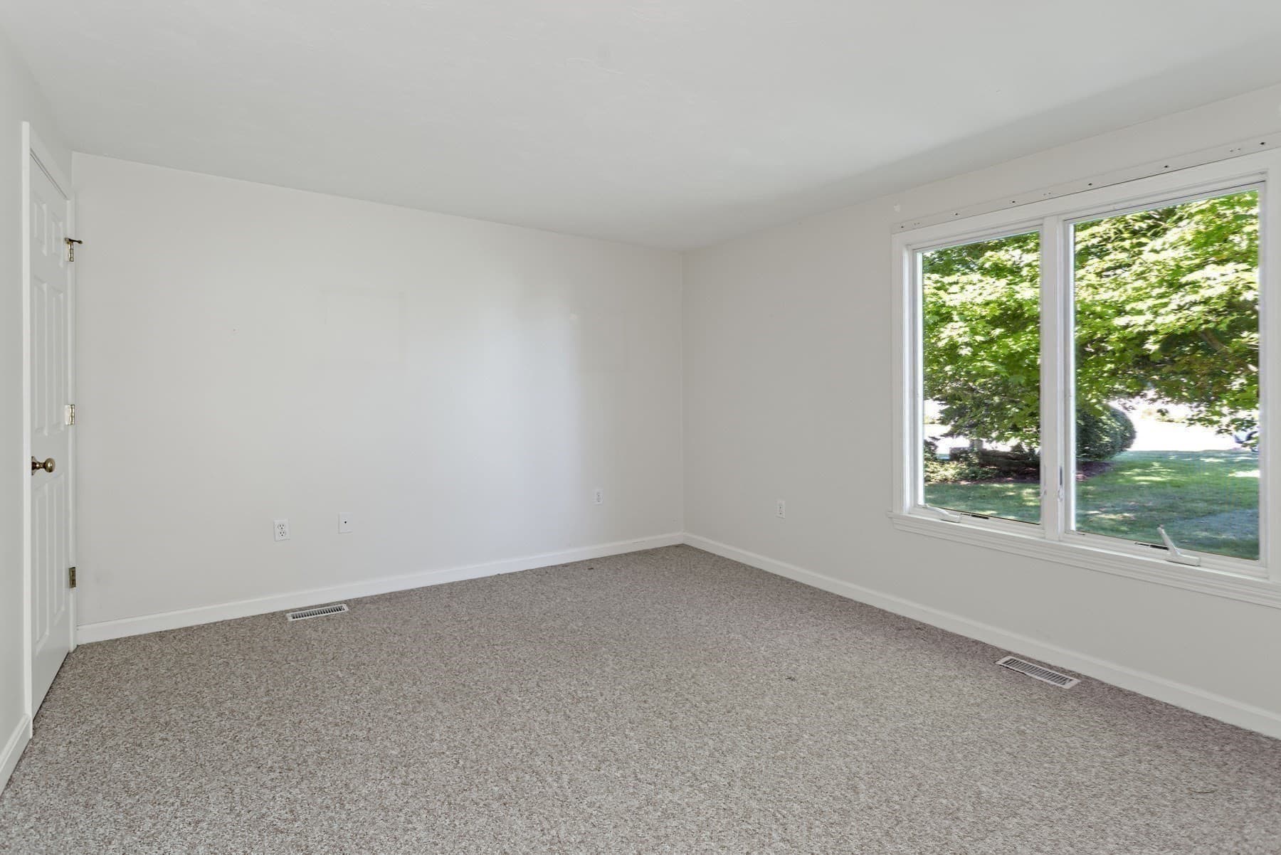Condominium at 125 Leisure Green Dr # 167, Mashpee MA 02649, Mashpee, photo 17 of 27