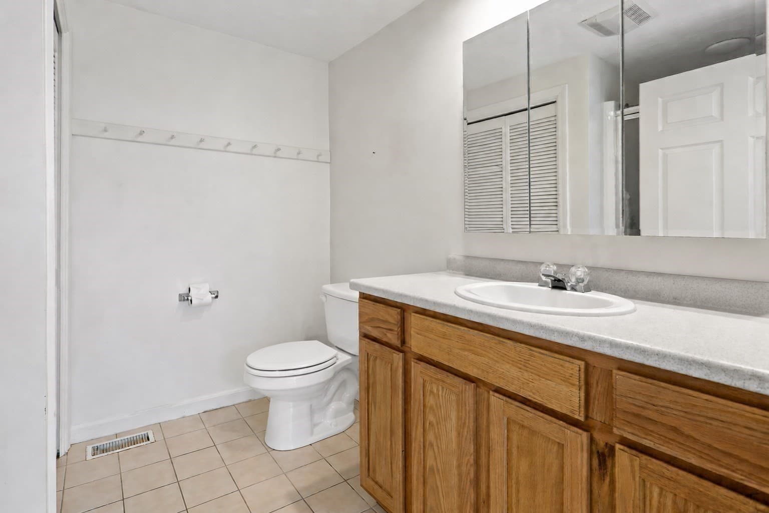 Condominium at 125 Leisure Green Dr # 167, Mashpee MA 02649, Mashpee, photo 14 of 27