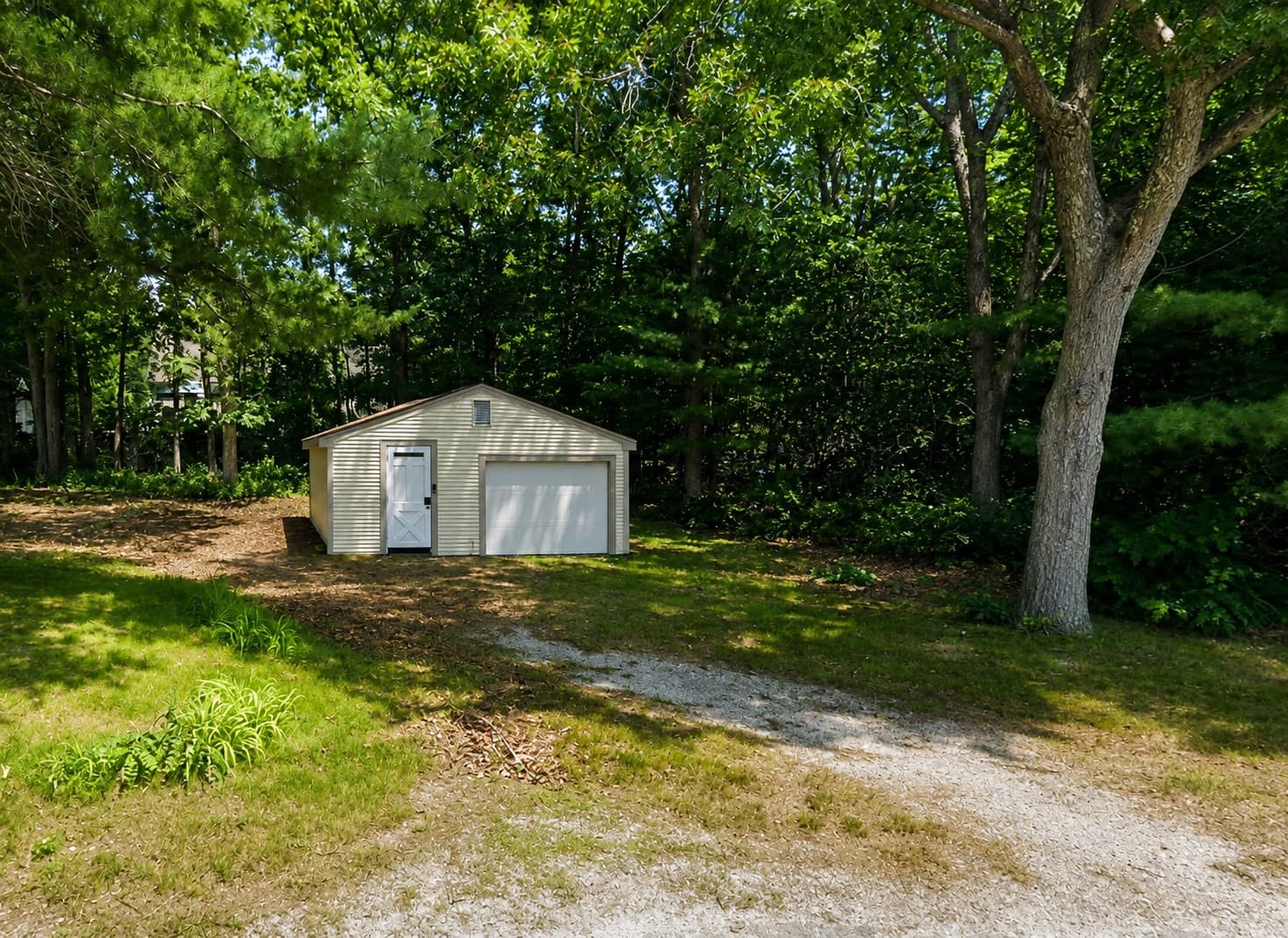 Residential at 14 Assonet Blvd, Freetown MA 02702, Freetown, photo 7 of 7
