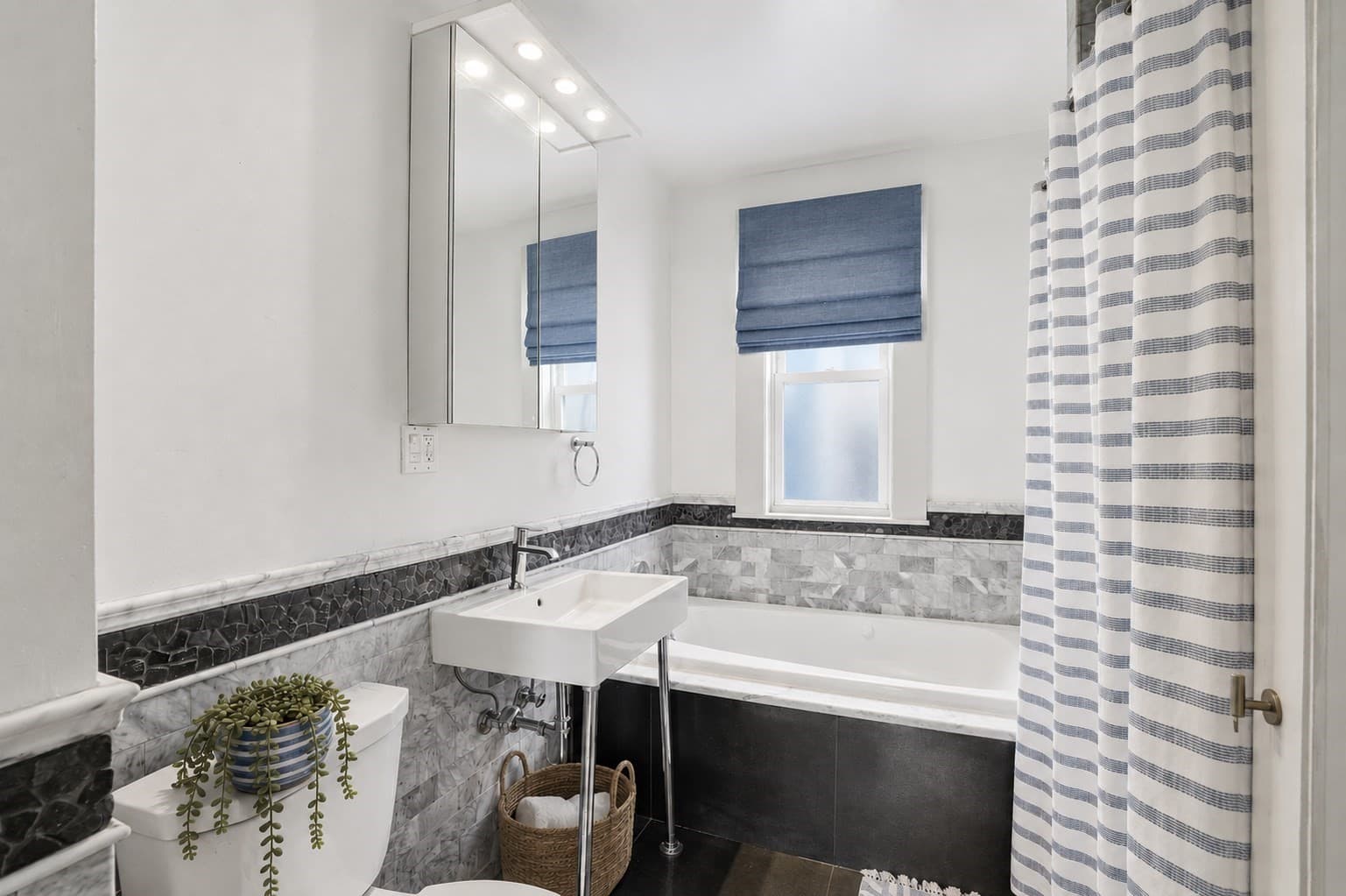 Condominium at 28 Church St # 3, Boston MA 02122, Boston, photo 10 of 14