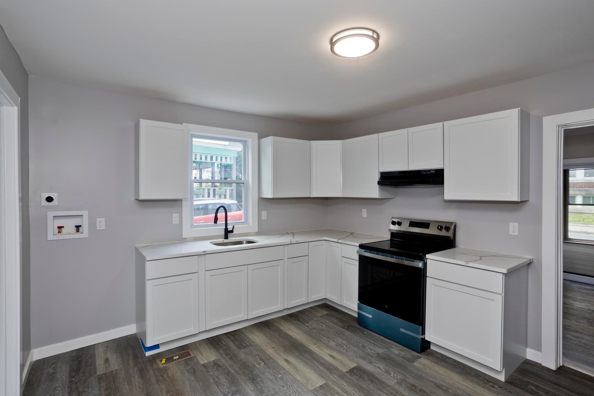 Multi Family at 12 School St., Holyoke MA 01040, Holyoke, photo 5 of 35