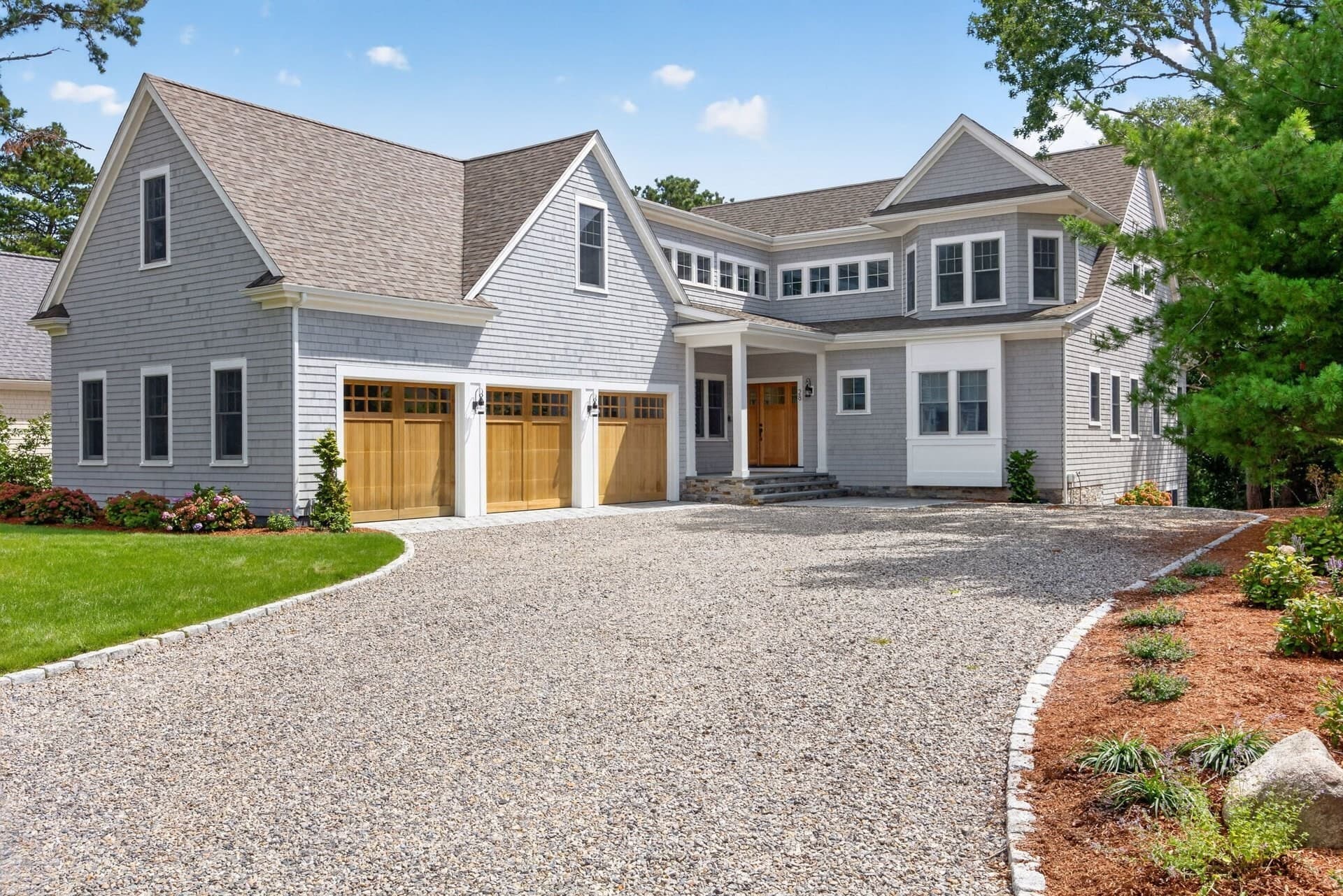28 Quaker Run Road, Mashpee MA 02649