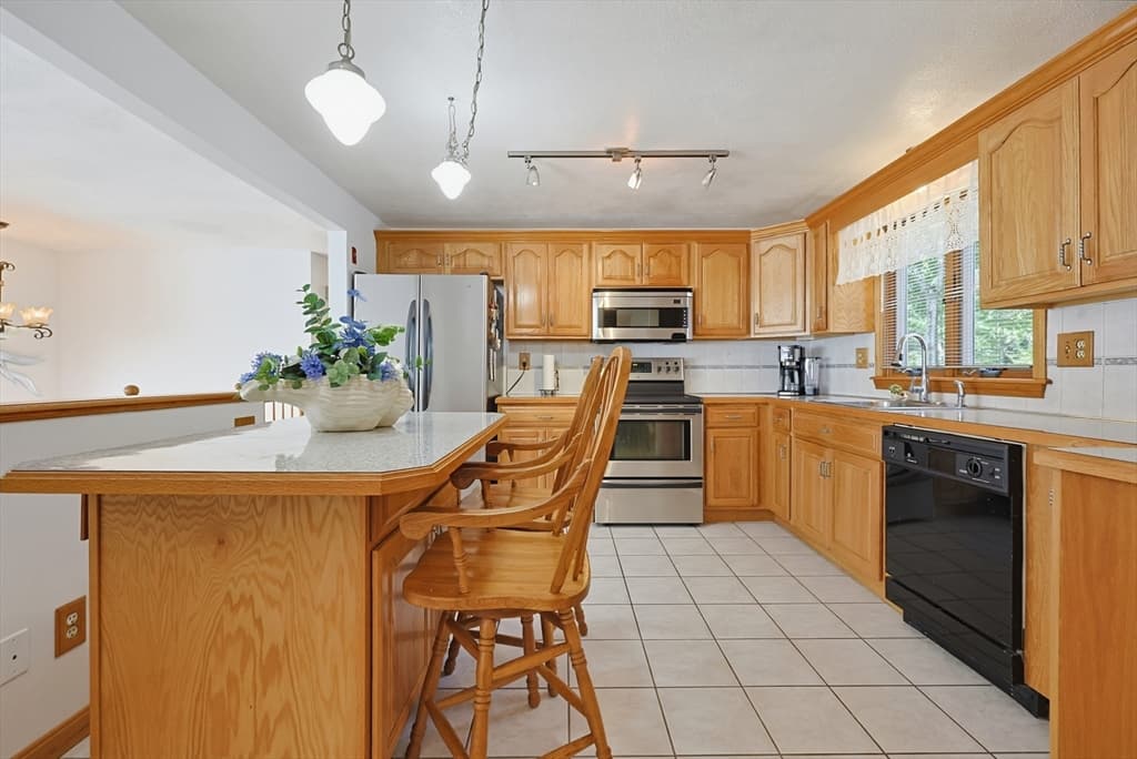 Single Family Residence at 80 Joanne Rd, Stoughton MA 02072, Stoughton, photo 11 of 42
