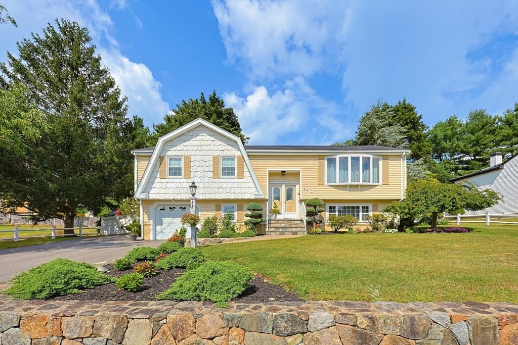 Single Family Residence at 80 Joanne Rd, Stoughton MA 02072, Stoughton, photo 4 of 42