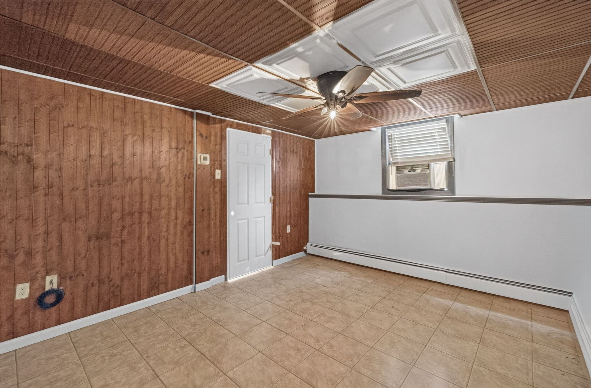 Single Family Residence at 202 Oman St, Fall River MA 02721, Fall River, photo 31 of 34