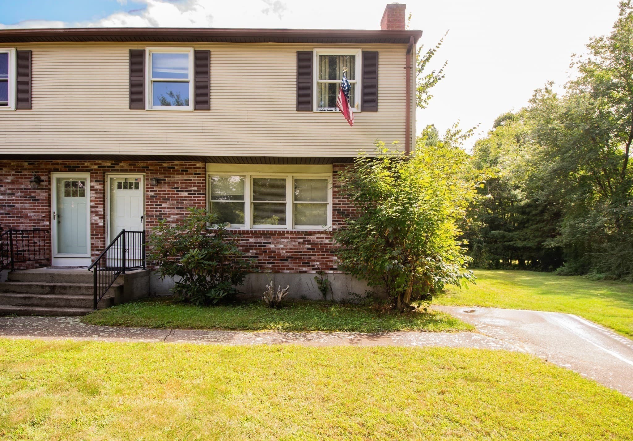Condominium at 627 Pulaski, Bellingham MA 02019, Bellingham, photo 2 of 17