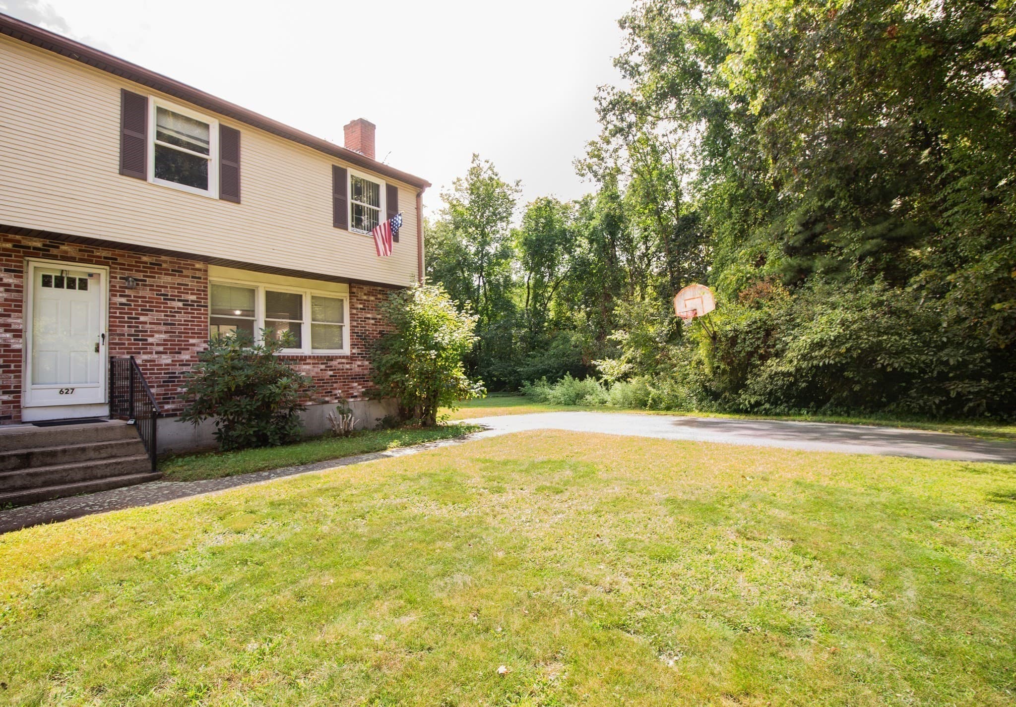 Condominium at 627 Pulaski, Bellingham MA 02019, Bellingham, photo 3 of 17