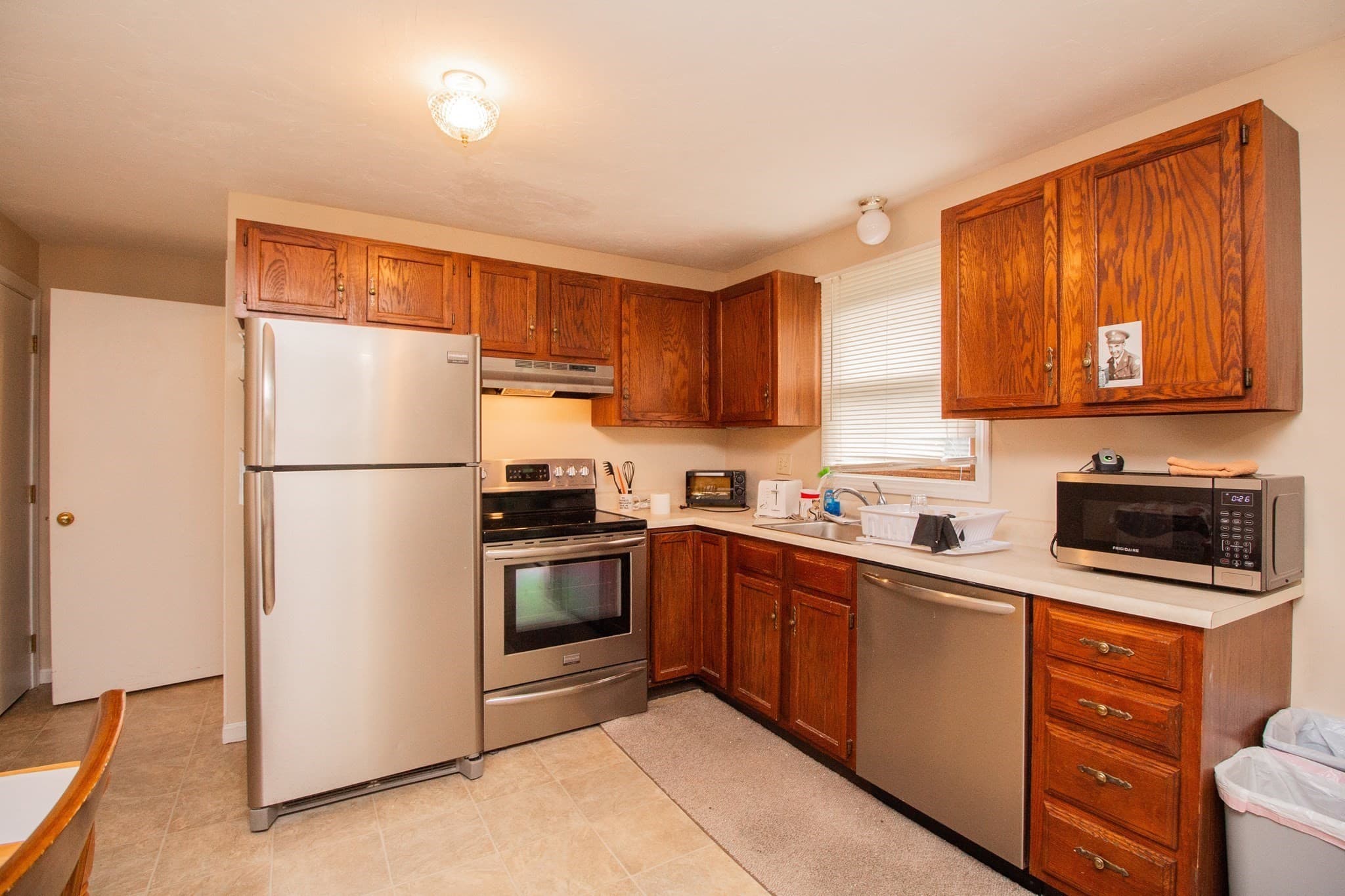 Condominium at 627 Pulaski, Bellingham MA 02019, Bellingham, photo 4 of 17