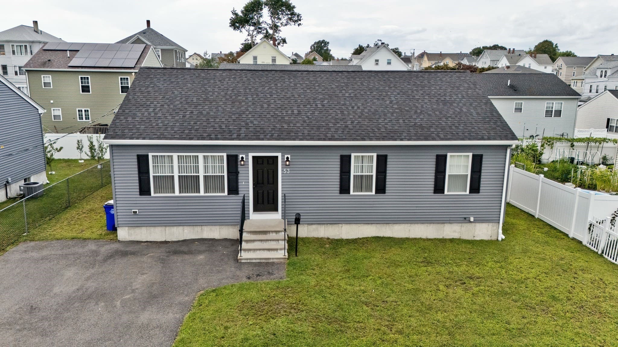 53 Pulaski St, Fall River MA 02721