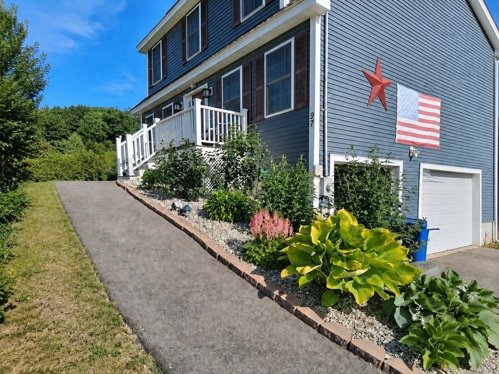 Single Family Residence at 97 Timber Ridge Dr, Milford NH 03055, Milford, photo 2 of 24