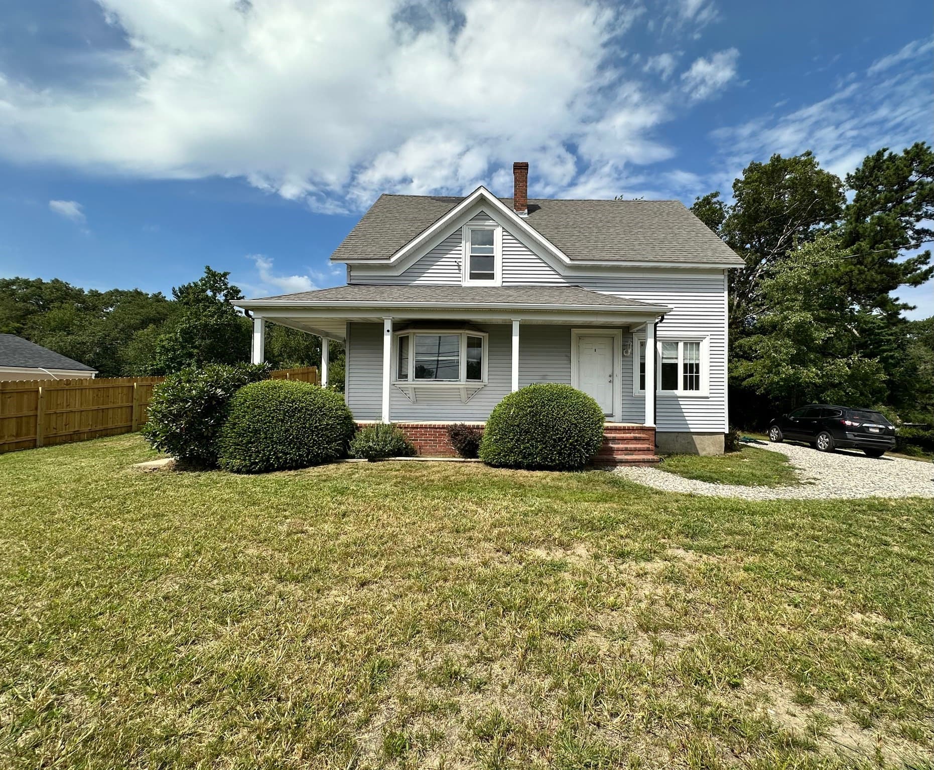 202 N Quarry St, Dartmouth MA 02747