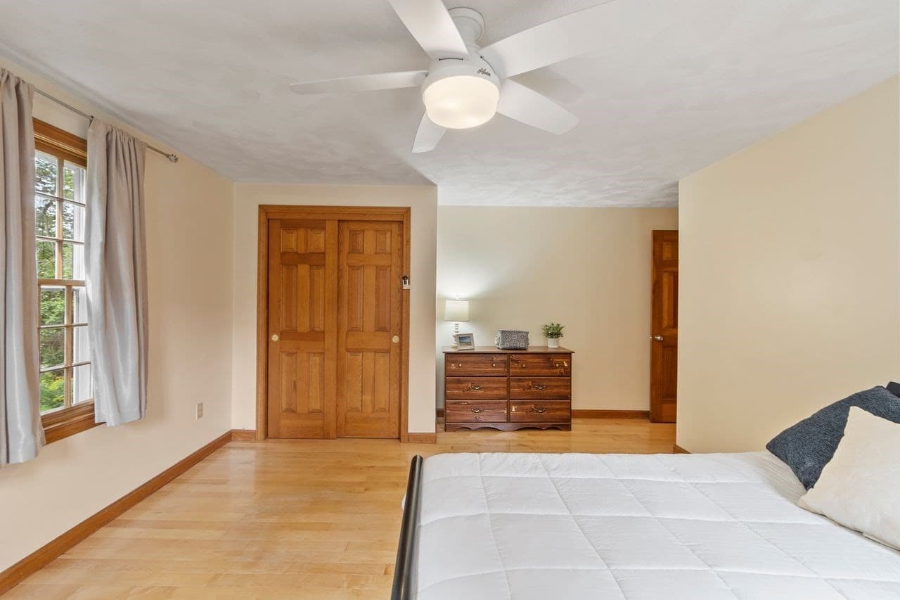 Single Family Residence at 4 Apple Tree Ln, Wilmington MA 01887, Wilmington, photo 23 of 33