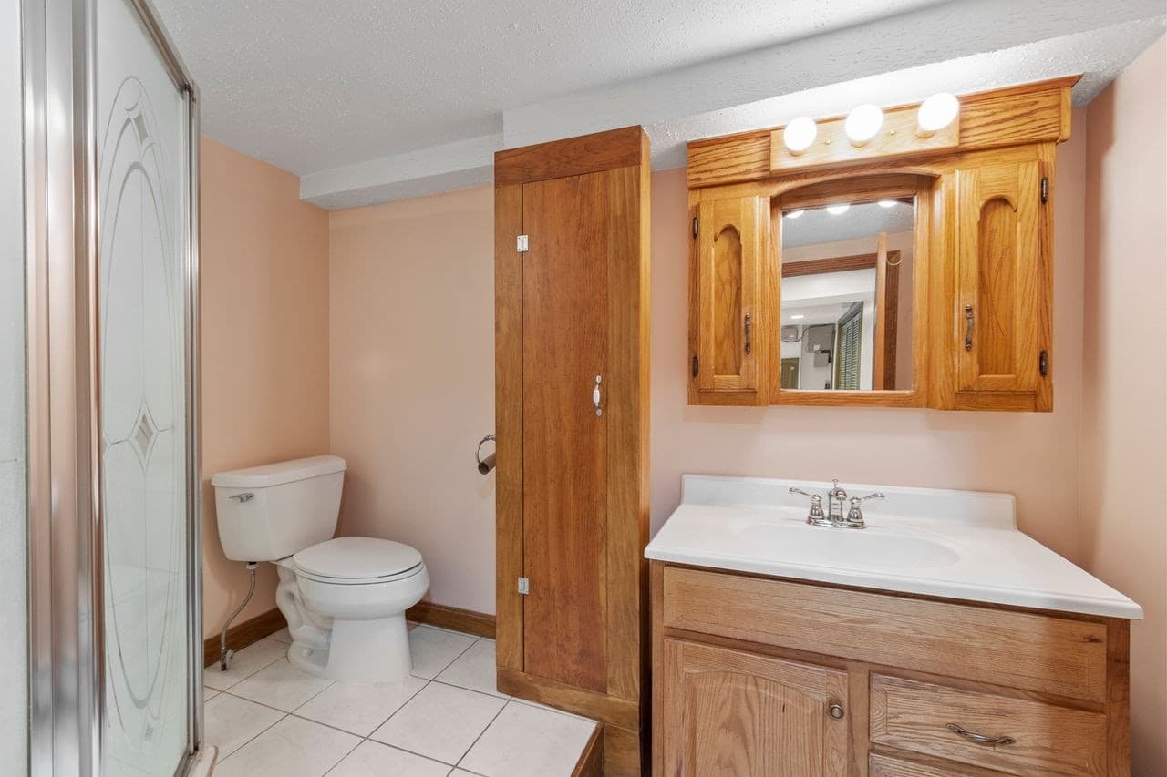 Single Family Residence at 4 Apple Tree Ln, Wilmington MA 01887, Wilmington, photo 26 of 33