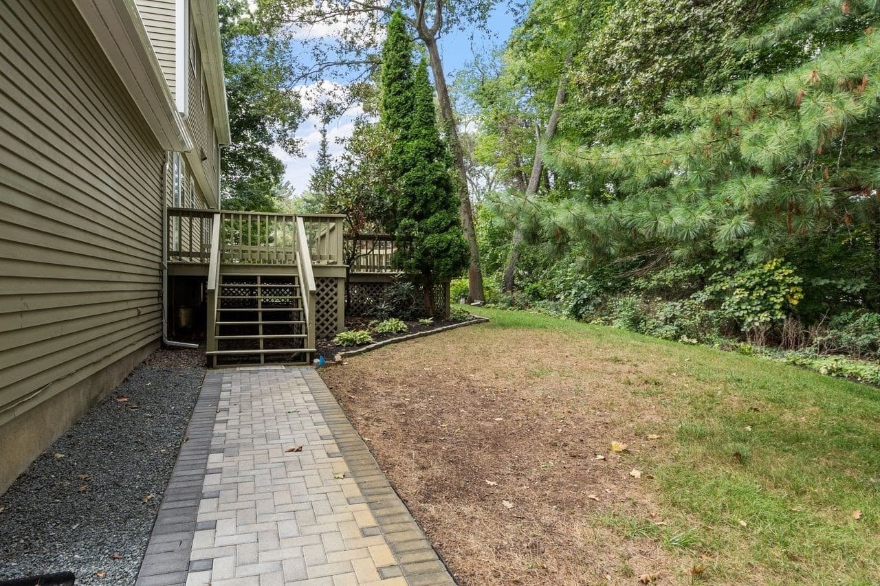 Single Family Residence at 4 Apple Tree Ln, Wilmington MA 01887, Wilmington, photo 29 of 33