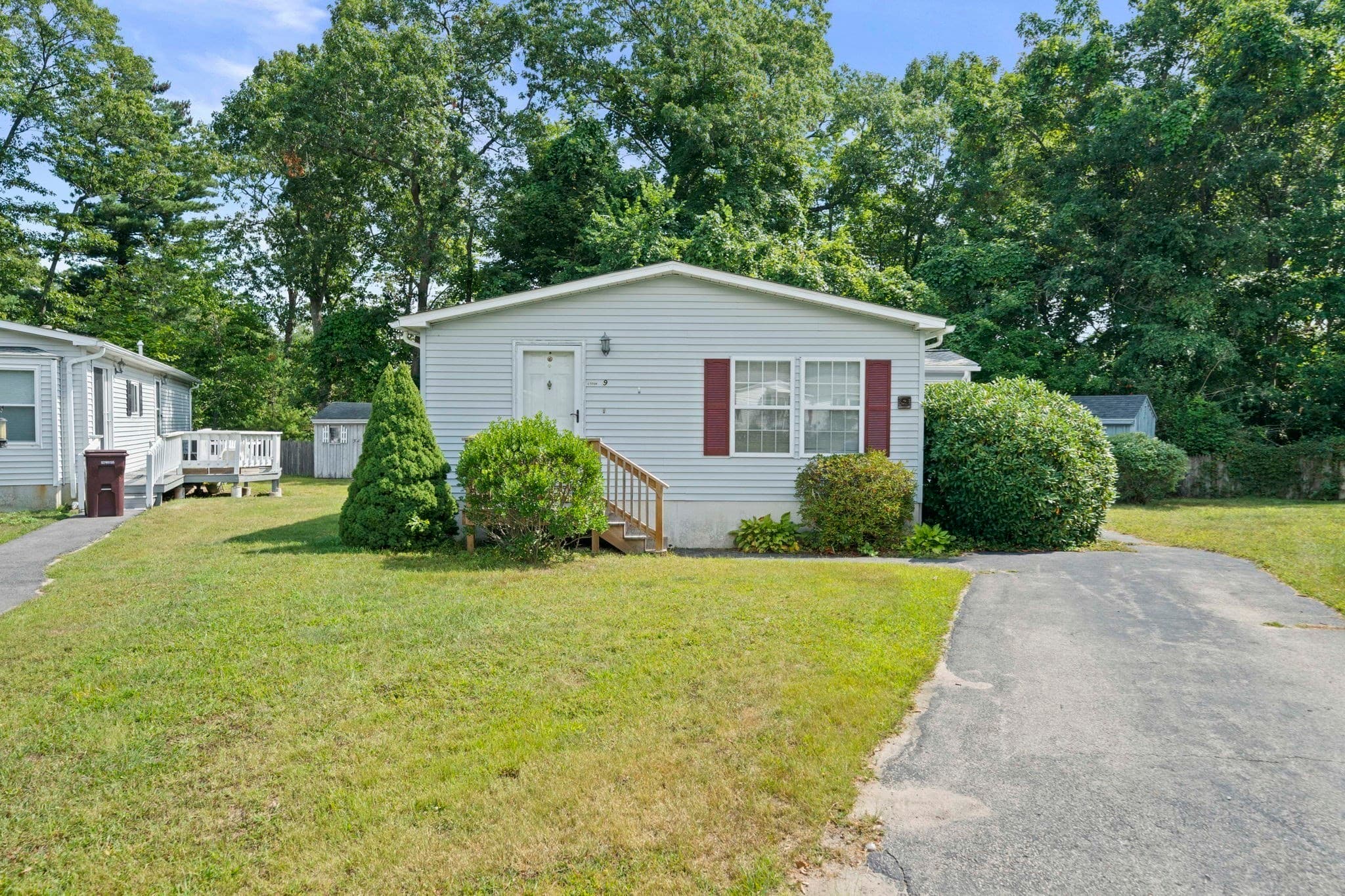 Mobile Home at 9 Hornbeam, Rockland MA 02370, Rockland, photo 2 of 28