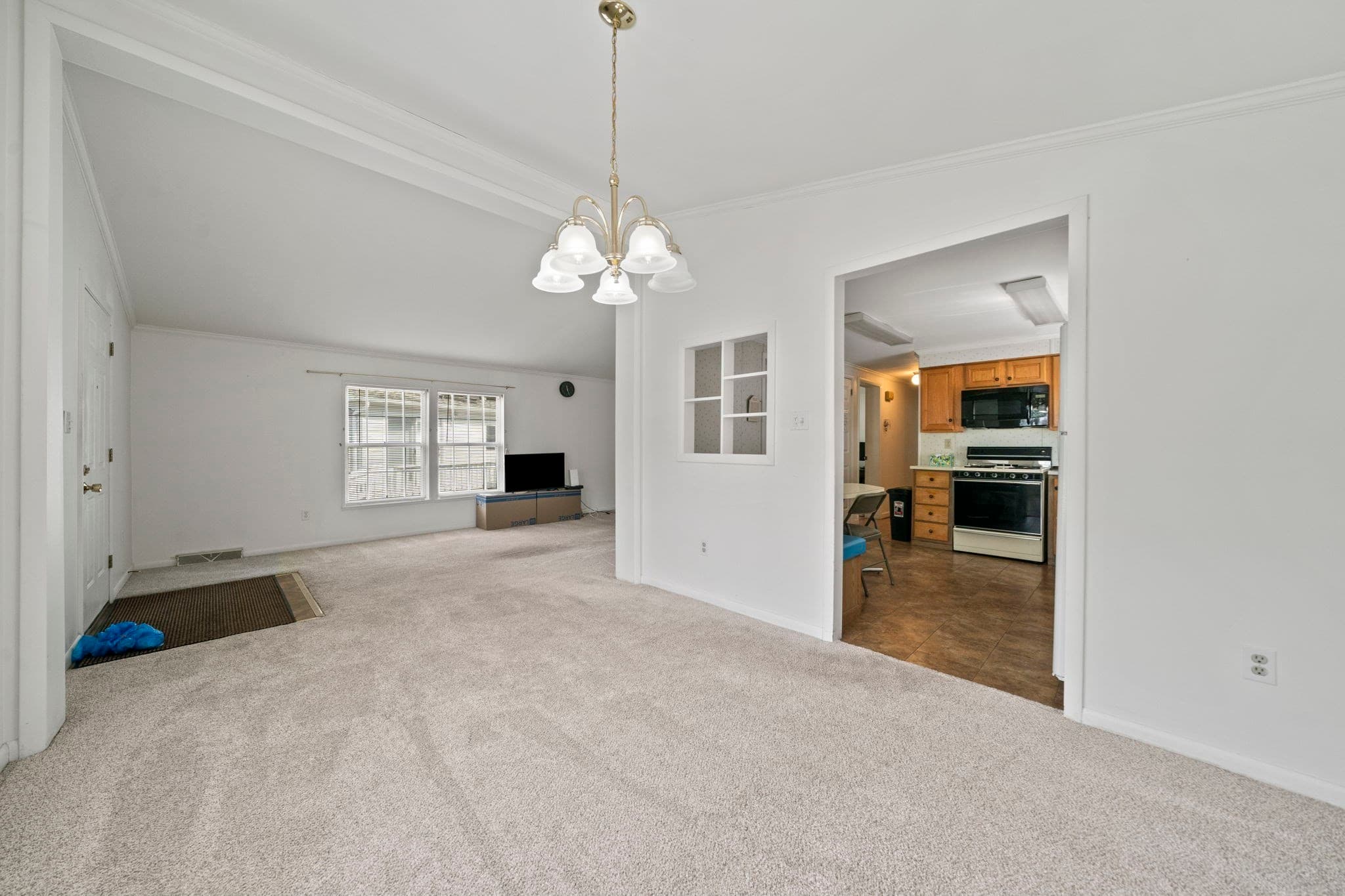 Mobile Home at 9 Hornbeam, Rockland MA 02370, Rockland, photo 6 of 28