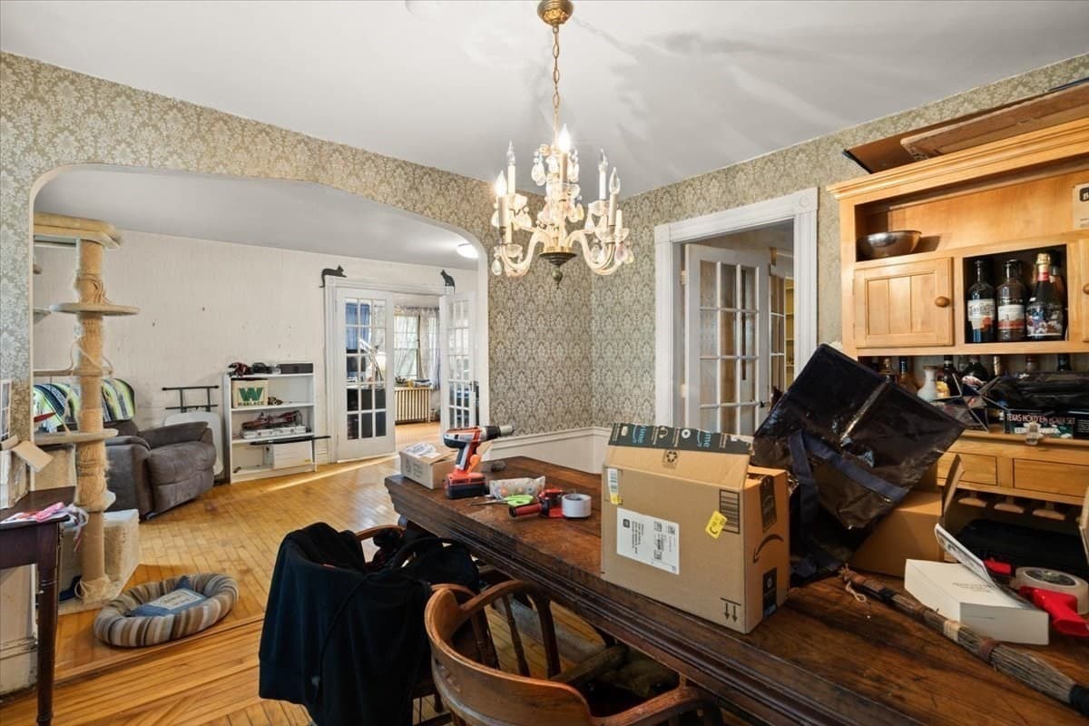 Single Family Residence at 94 Stamford Ave, Providence RI 02907, Providence, photo 10 of 25