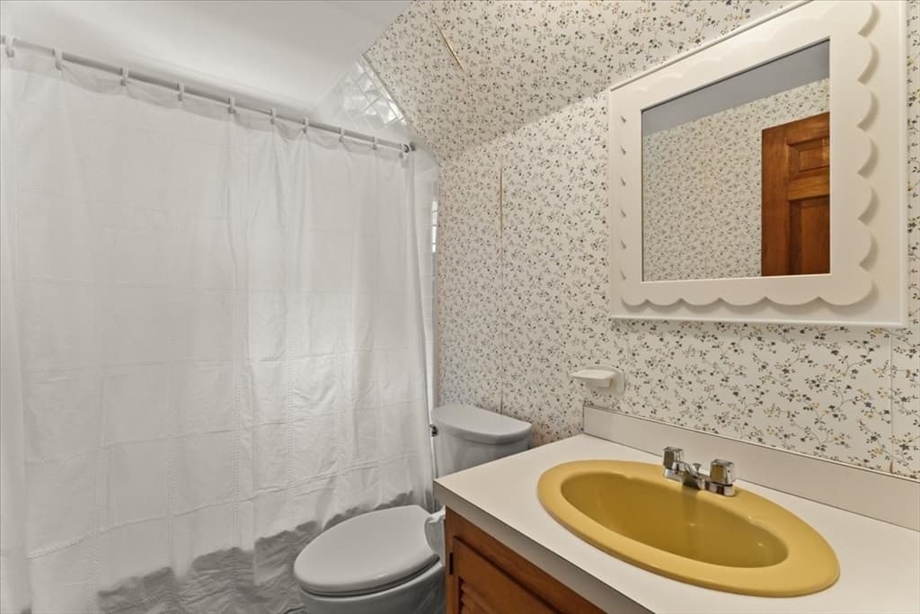 Single Family Residence at 9 East Harbor Drive, Falmouth MA 02536, Falmouth, photo 27 of 40
