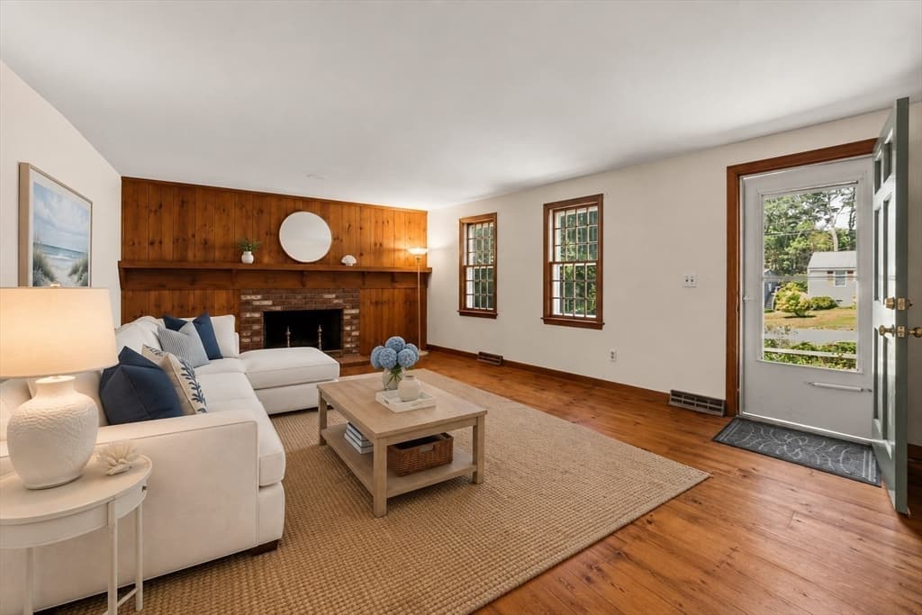 Single Family Residence at 9 East Harbor Drive, Falmouth MA 02536, Falmouth, photo 4 of 40
