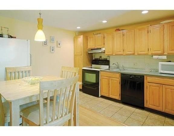 Condominium at 36 Bellvista Rd # 46, Boston MA 02135, photo 3 of 7