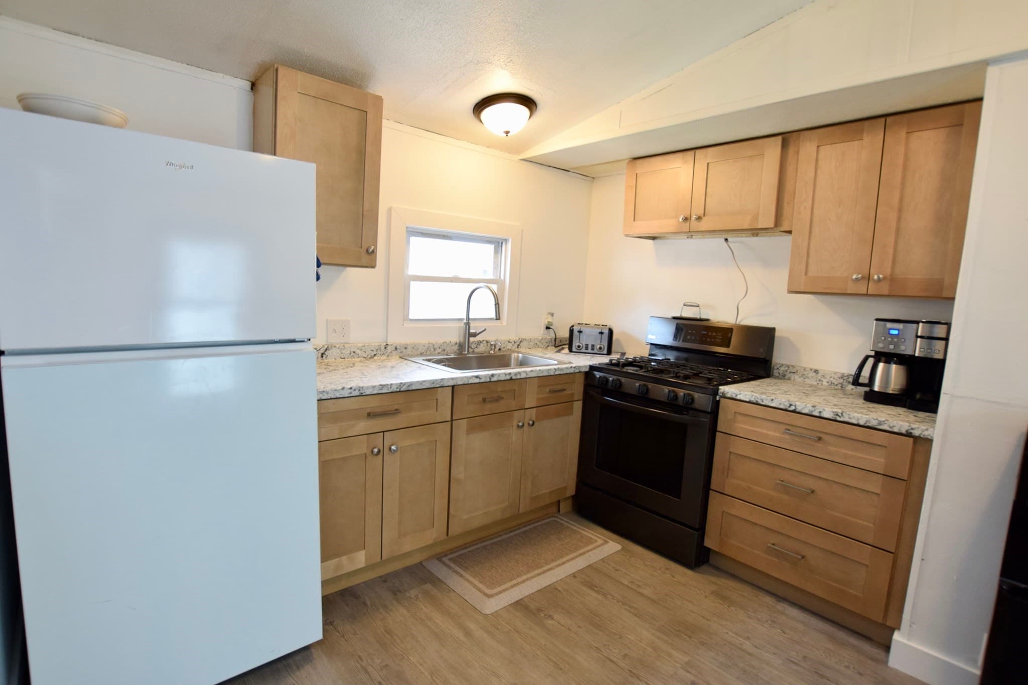 Mobile Home at 170 Rockland St. # 5, Hingham MA 02043, photo 2 of 22