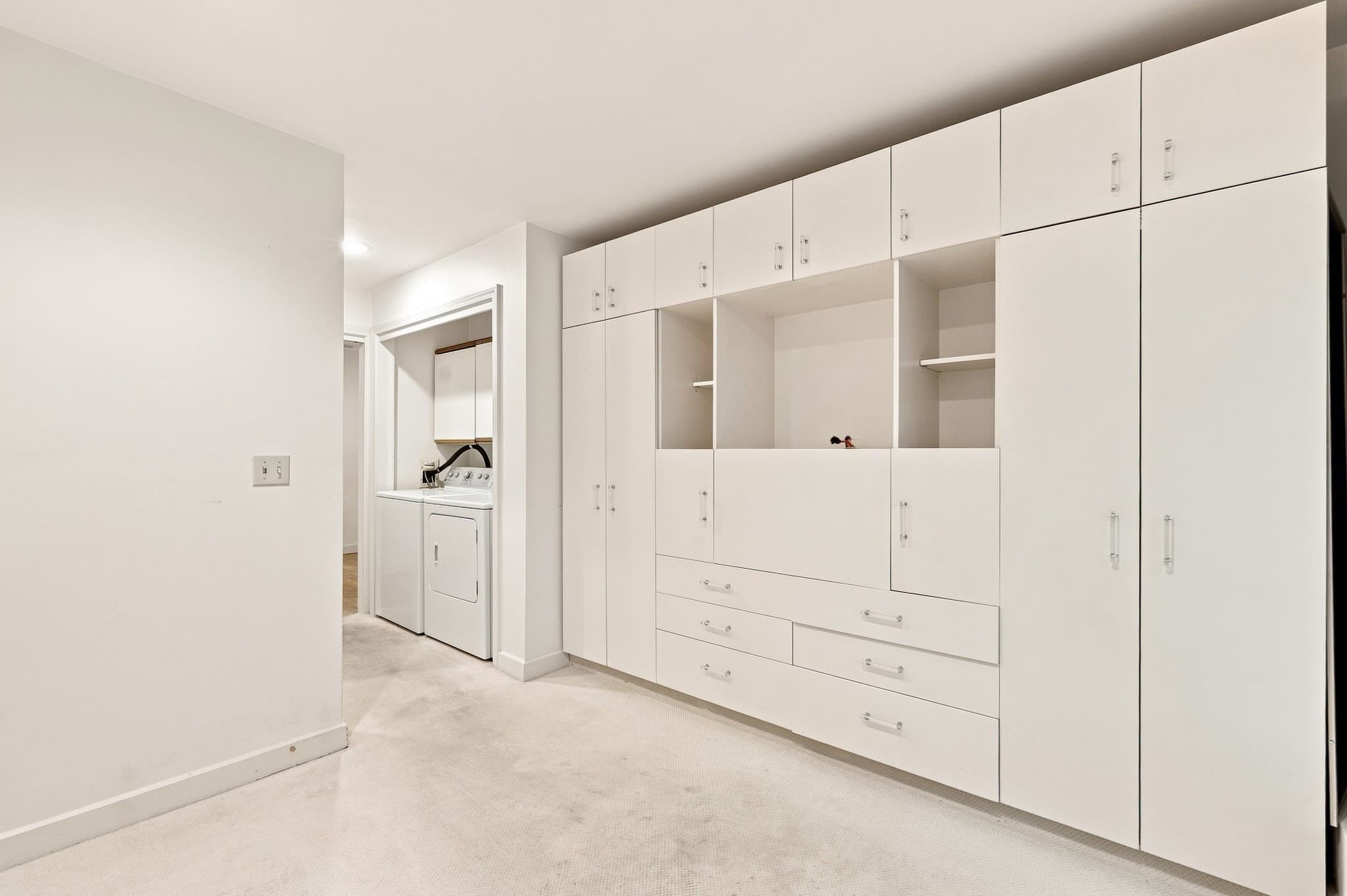 Condominium at 770 Salisbury # 322, Worcester MA 01609, Worcester, photo 24 of 35