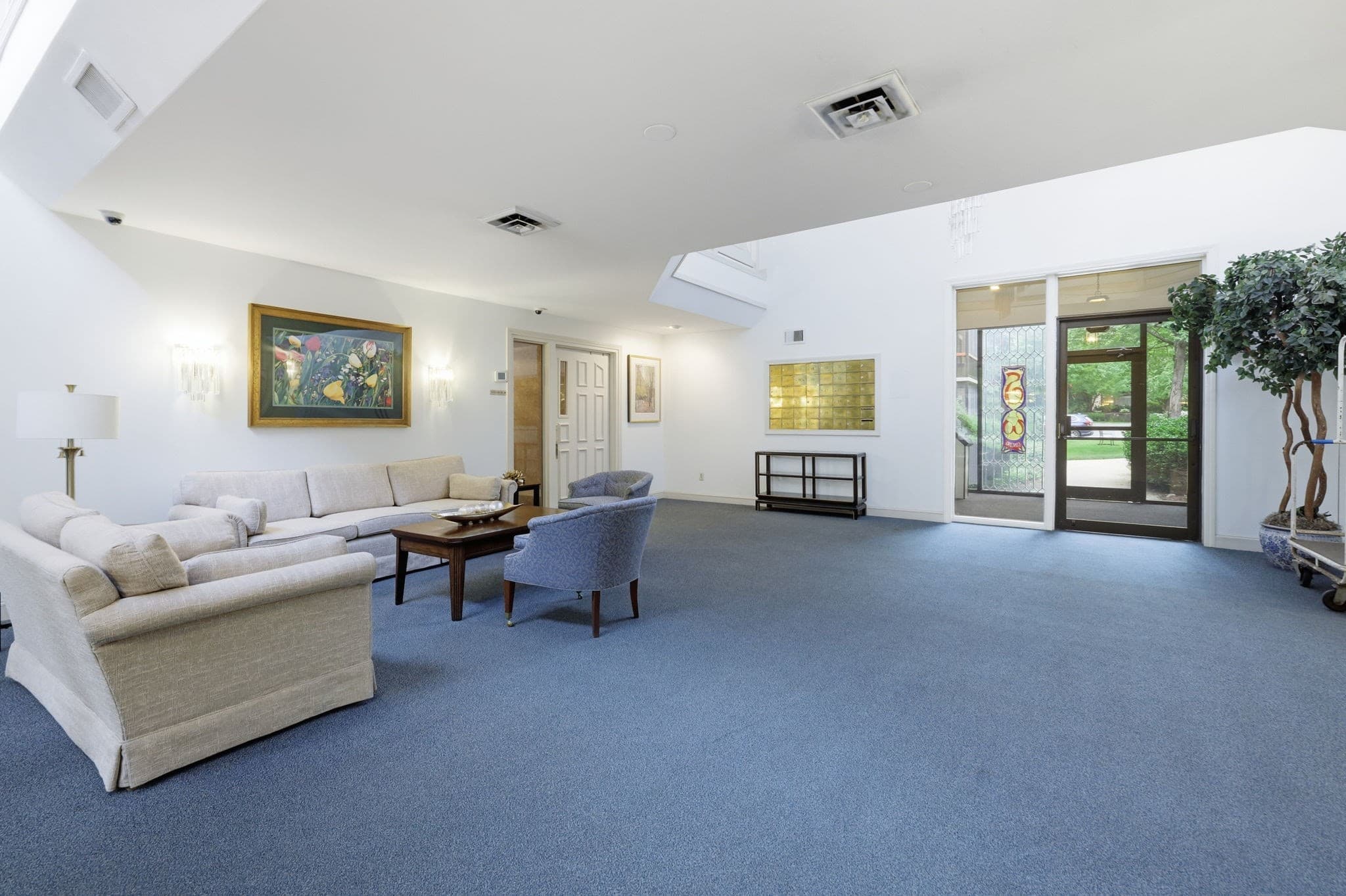 Condominium at 770 Salisbury St. # 311, Worcester MA 01609, Worcester, photo 6 of 42