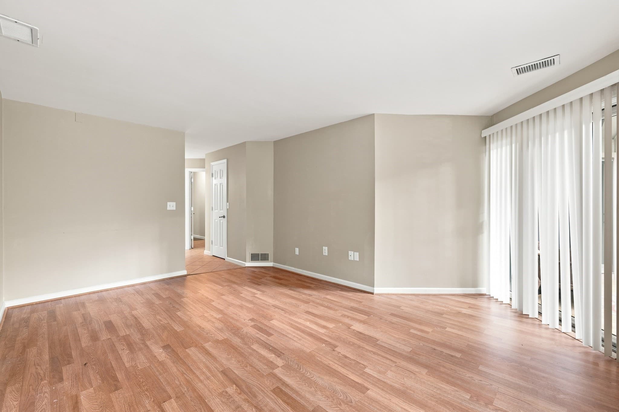 Condominium at 770 Salisbury St. # 311, Worcester MA 01609, Worcester, photo 17 of 42