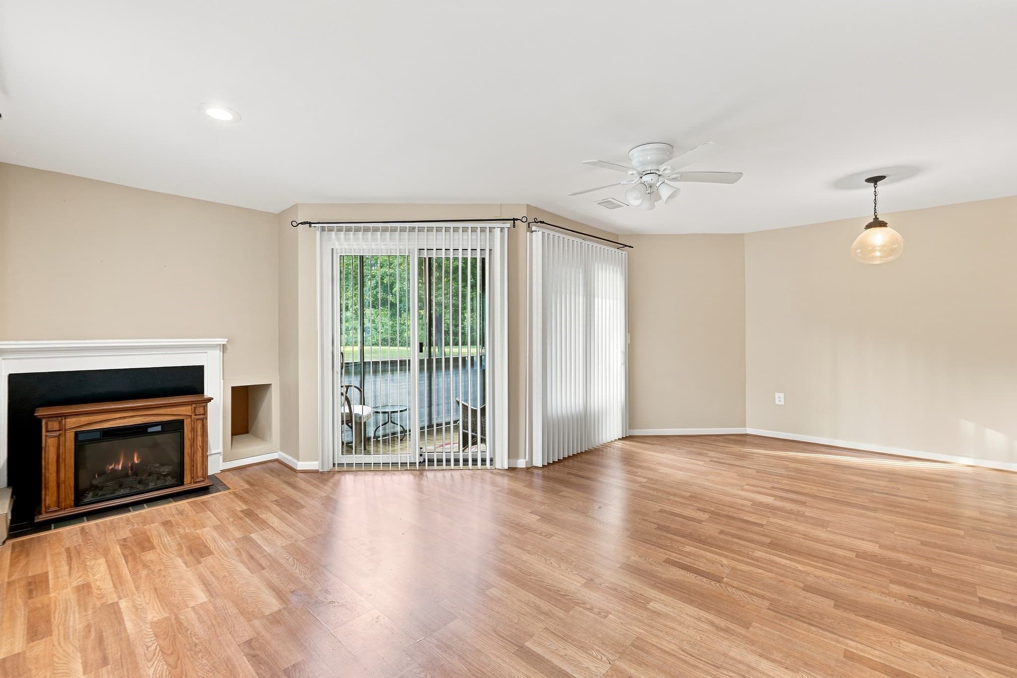 Condominium at 770 Salisbury St. # 311, Worcester MA 01609, Worcester, photo 12 of 42