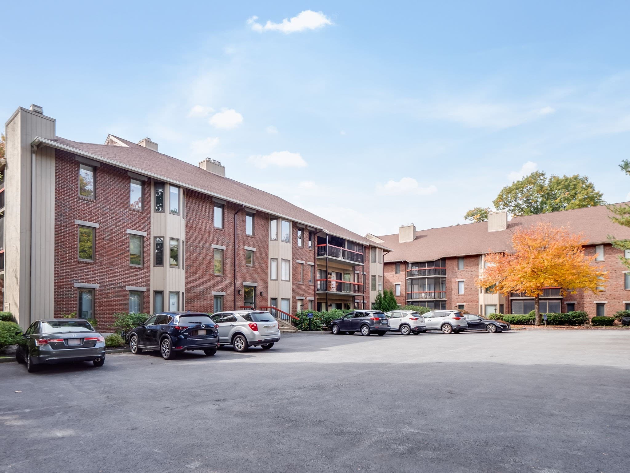 Condominium at 770 Salisbury St. # 311, Worcester MA 01609, Worcester, photo 7 of 42