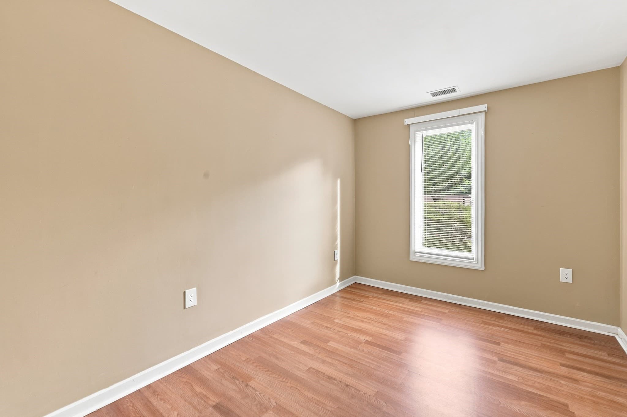 Condominium at 770 Salisbury St. # 311, Worcester MA 01609, Worcester, photo 34 of 42