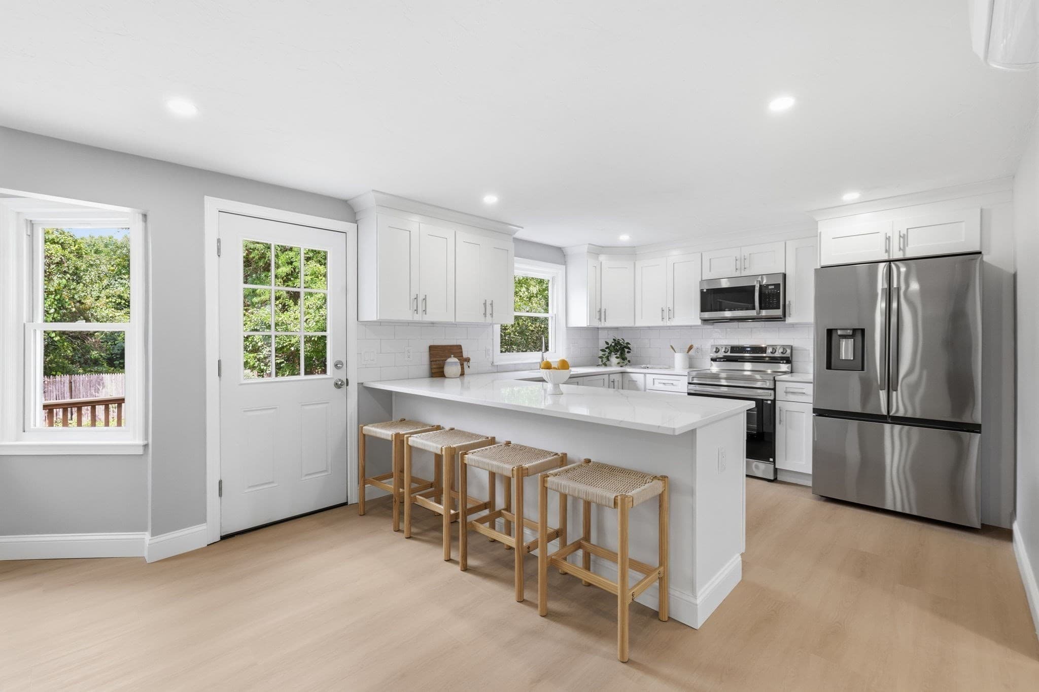 Single Family Residence at 938 Ocean St, Marshfield MA 02050, Marshfield, photo 5 of 35
