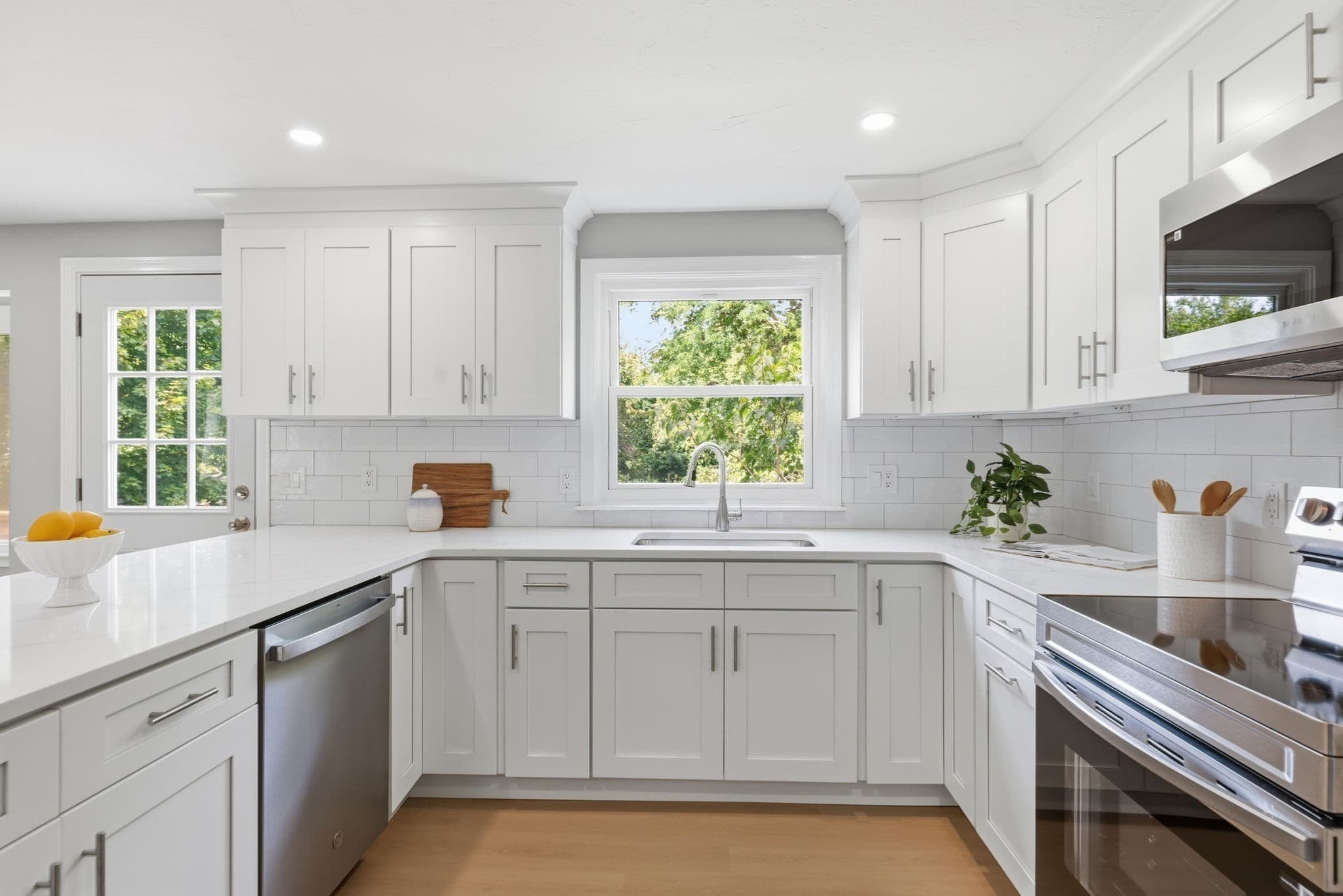 Single Family Residence at 938 Ocean St, Marshfield MA 02050, Marshfield, photo 9 of 35