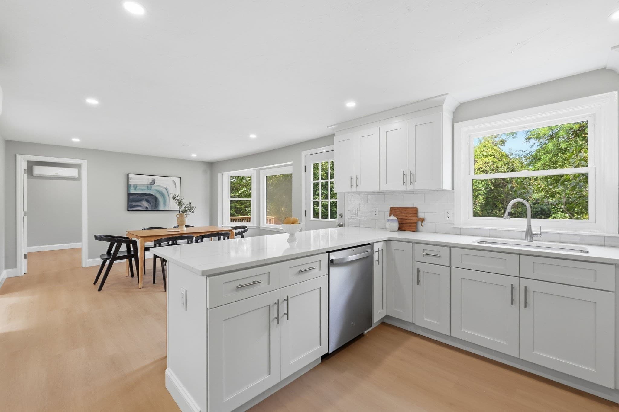 Single Family Residence at 938 Ocean St, Marshfield MA 02050, Marshfield, photo 10 of 35
