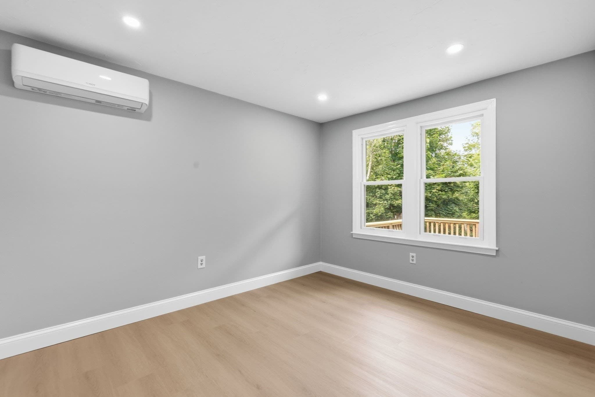Single Family Residence at 938 Ocean St, Marshfield MA 02050, Marshfield, photo 14 of 35