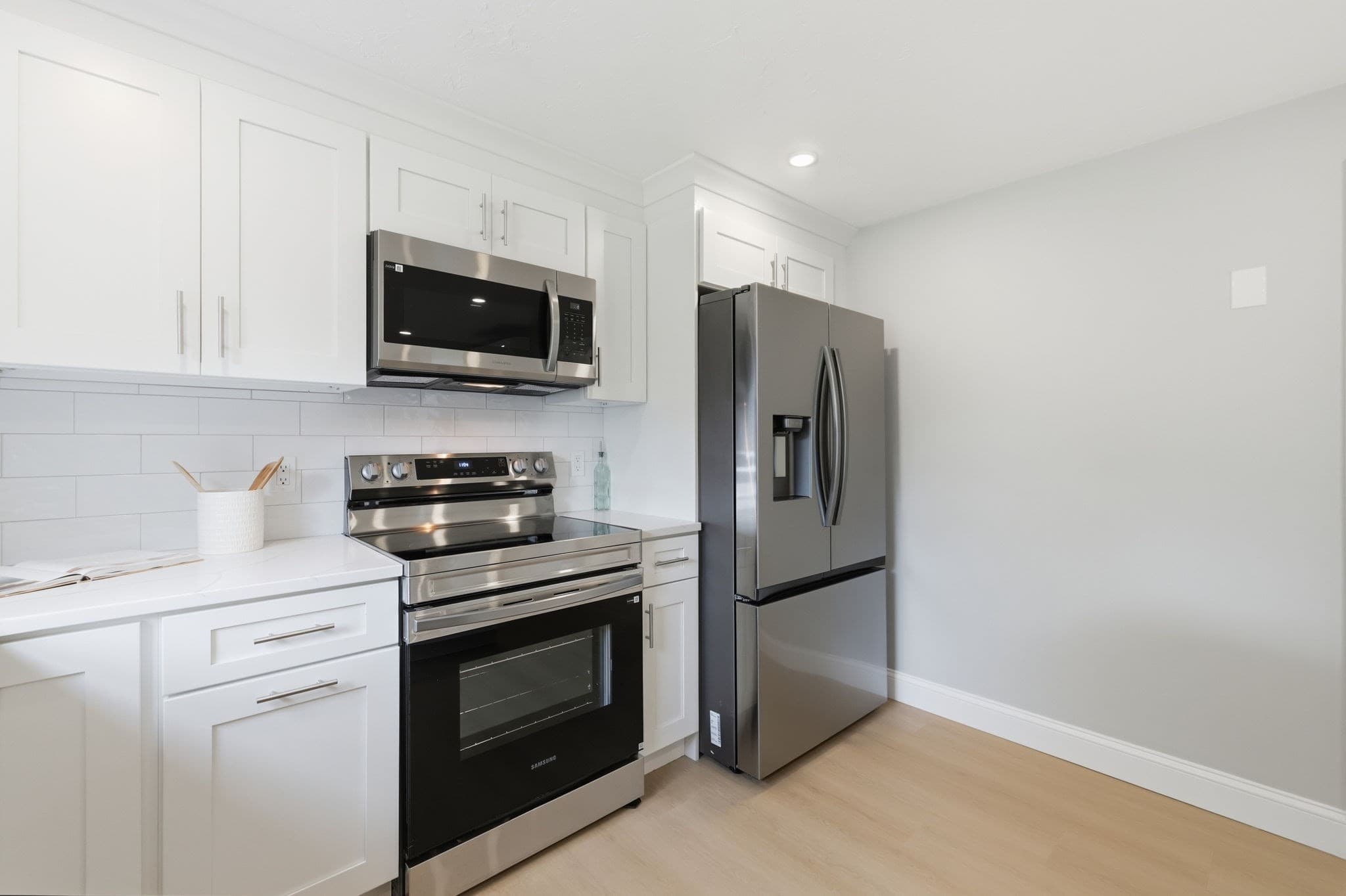 Single Family Residence at 938 Ocean St, Marshfield MA 02050, Marshfield, photo 8 of 35