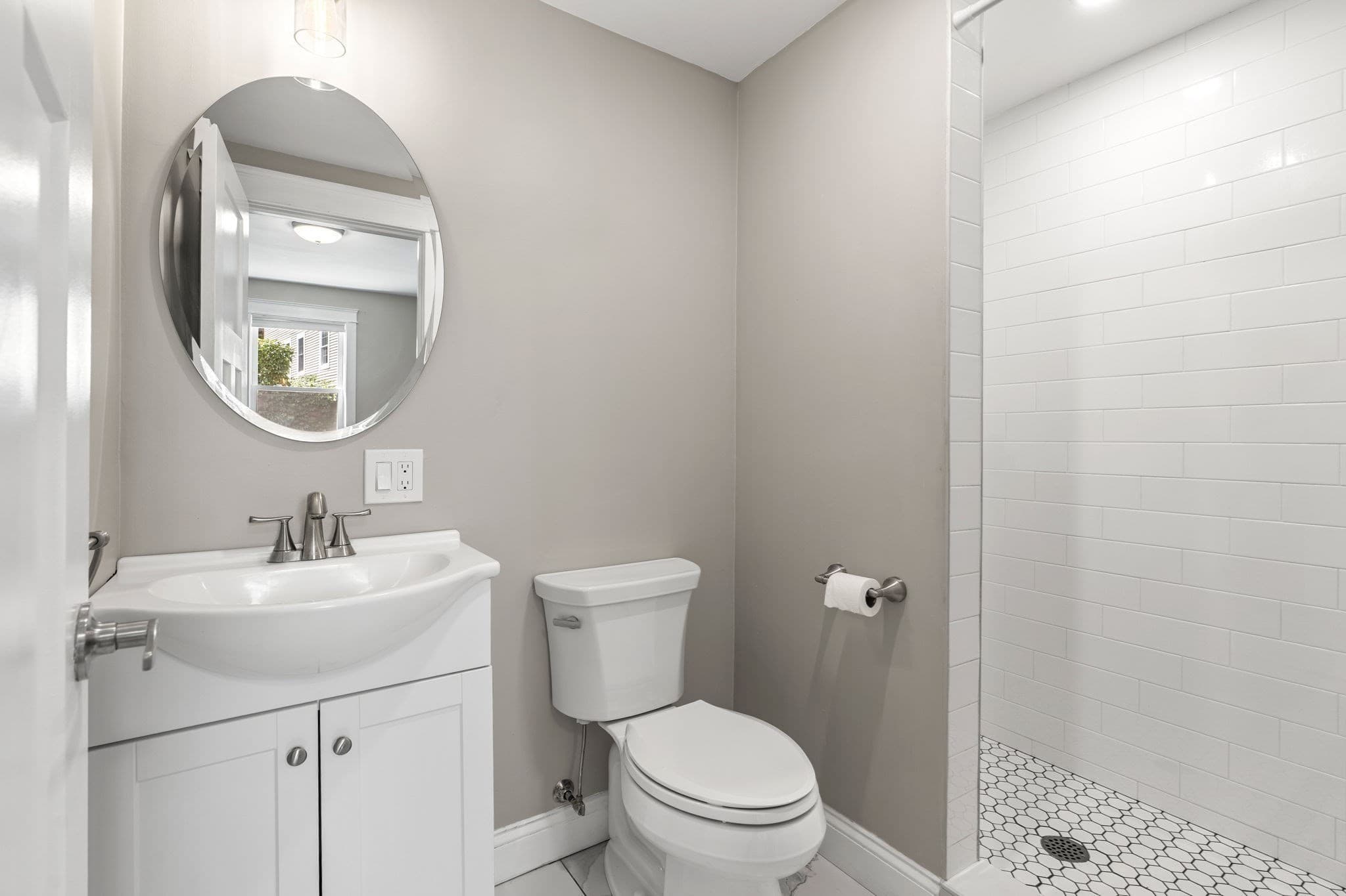 Condominium at 251 Rantoul St # 1, Beverly MA 01915, Beverly, photo 26 of 40