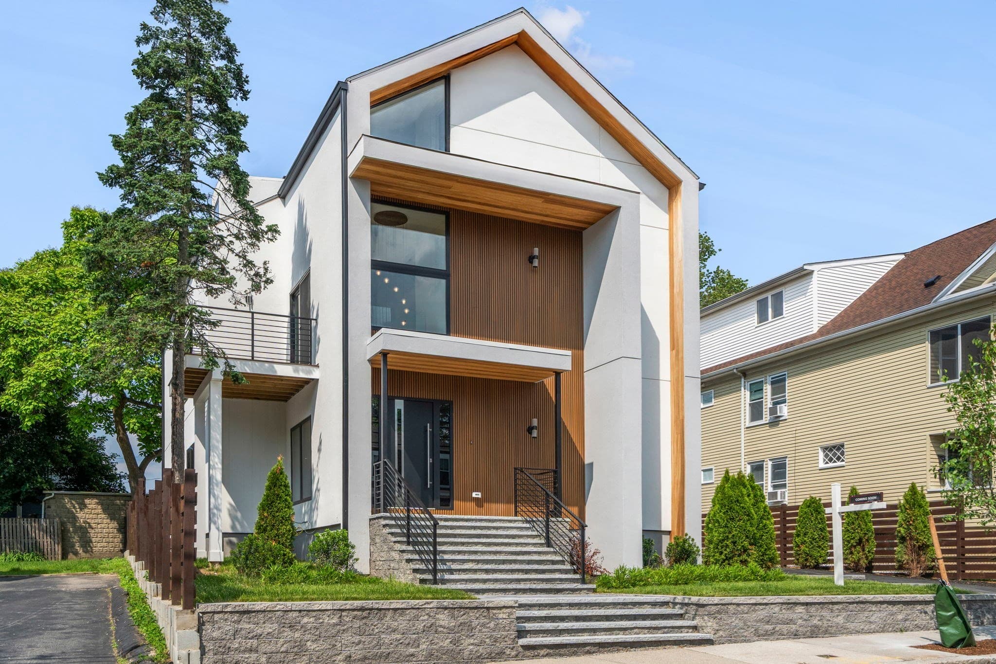Single Family Residence at 31 Conwell Ave, Somerville MA 02144, Somerville, photo 3 of 30