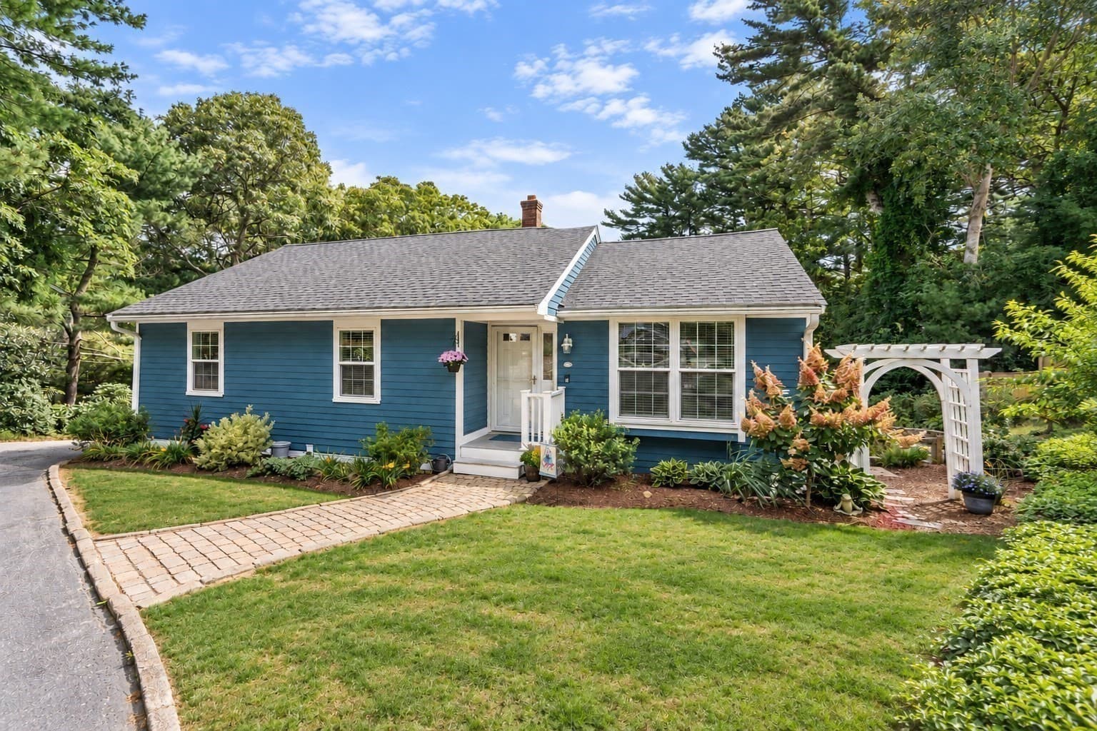 71 Althea Rd, Falmouth MA 02556