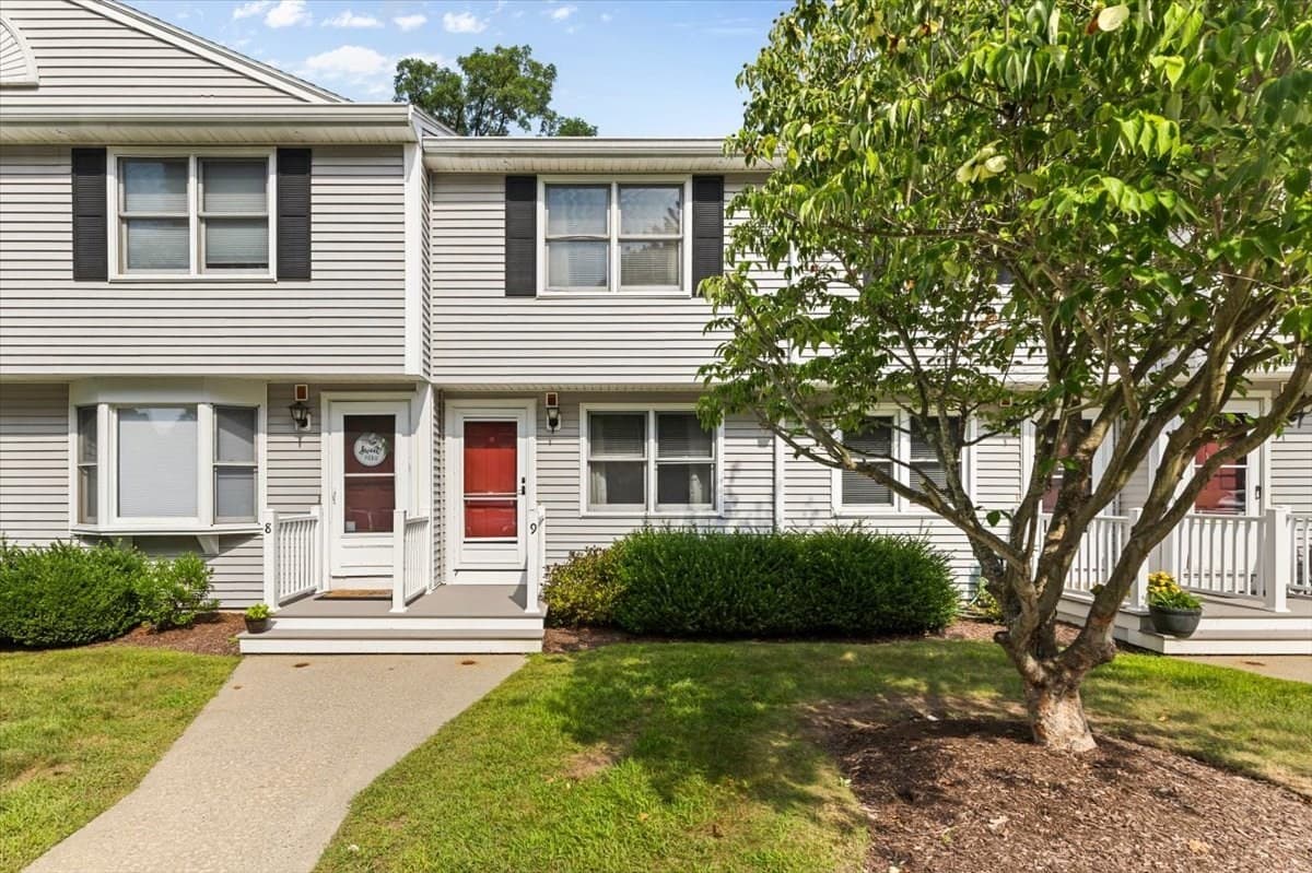162 Oak St # 9, Taunton MA 02780