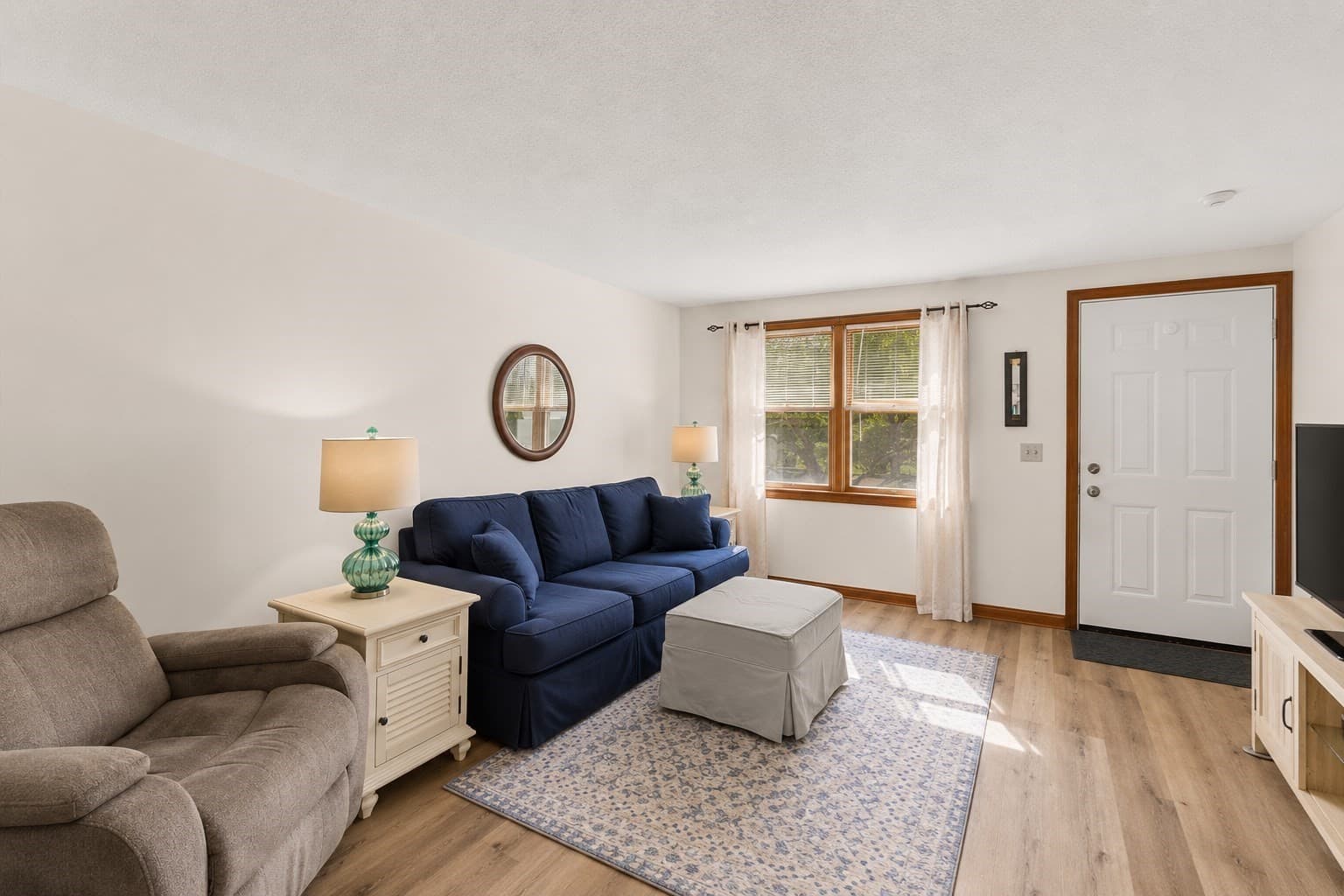 Condominium at 162 Oak St # 9, Taunton MA 02780, Taunton, photo 8 of 23