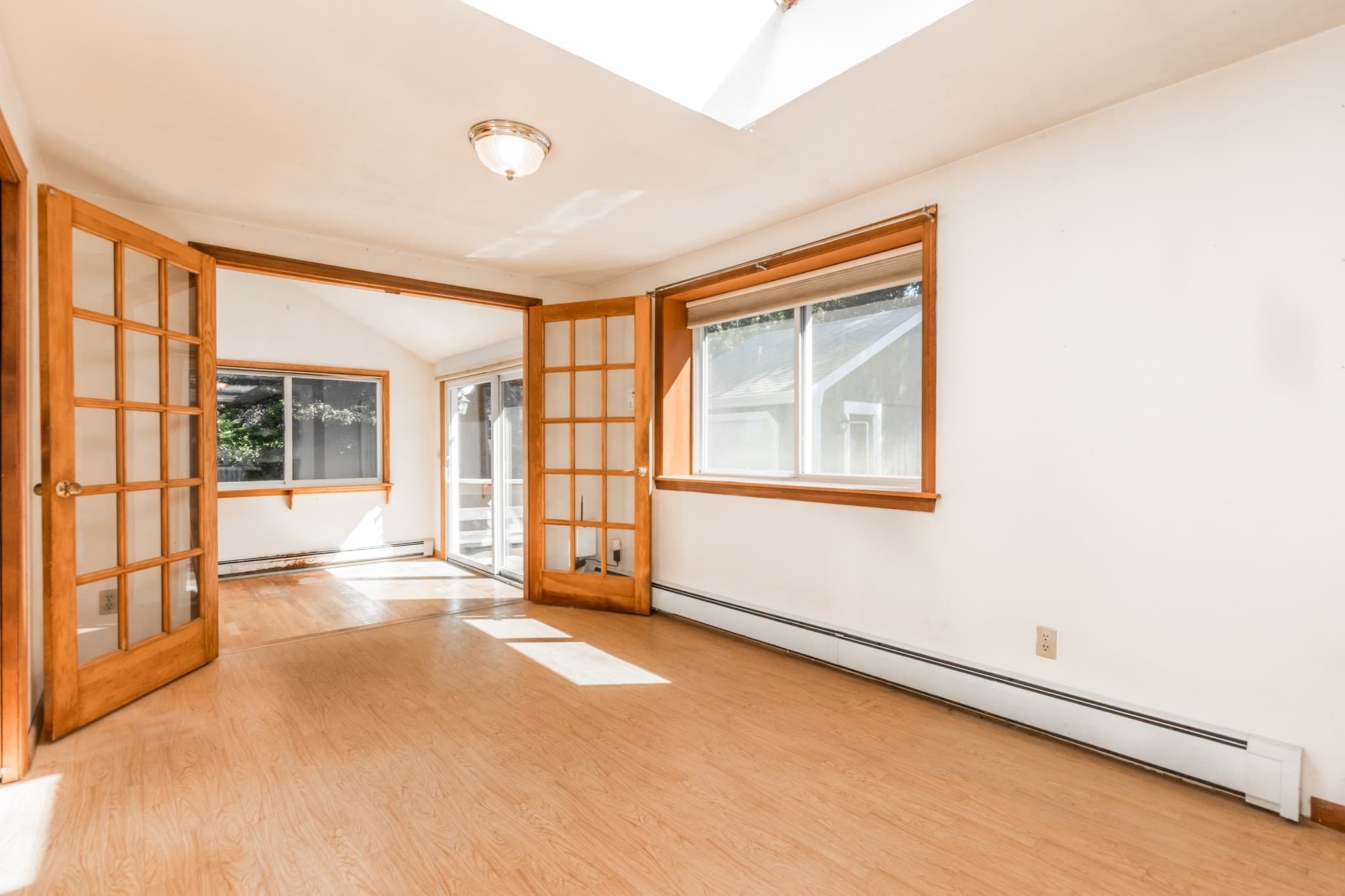 Single Family Residence at 8 Laura Ln, Bourne MA 02532, Bourne, photo 17 of 41
