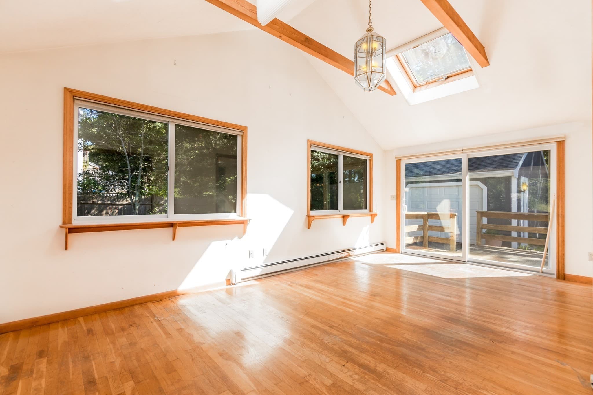 Single Family Residence at 8 Laura Ln, Bourne MA 02532, Bourne, photo 11 of 41